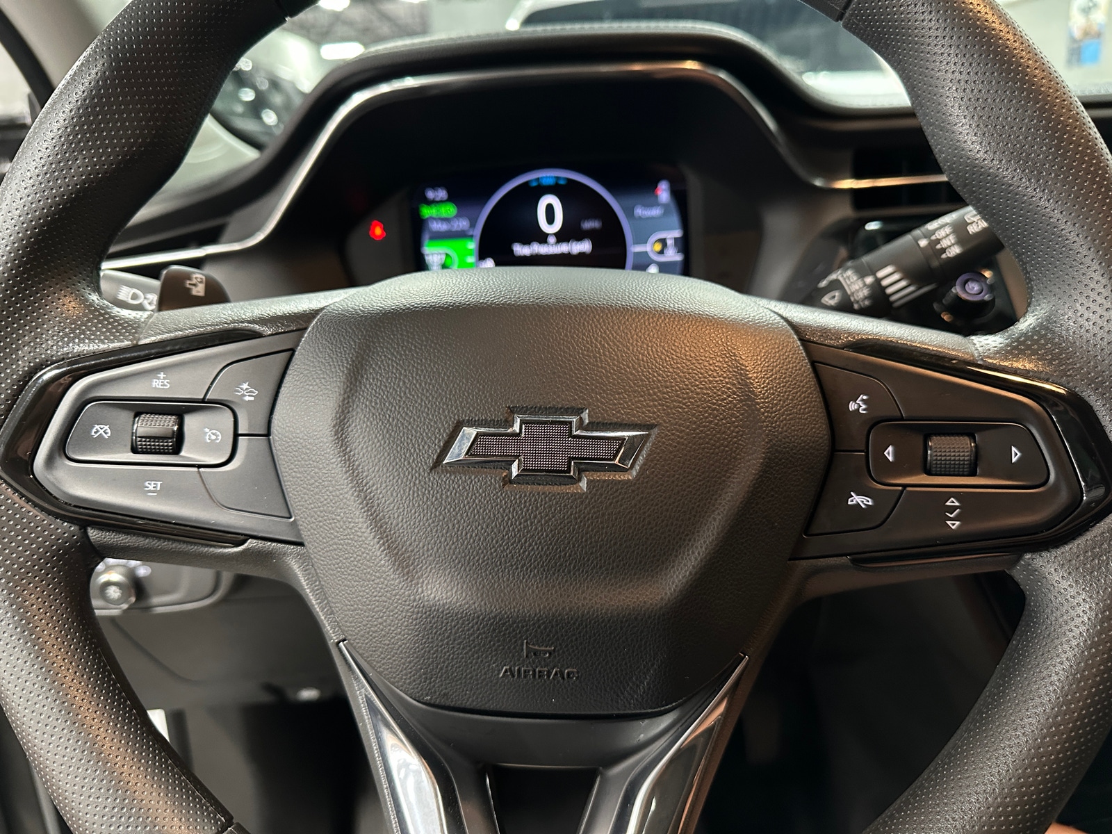 Thumbnail: 2023 Chevrolet Bolt EUV - 5