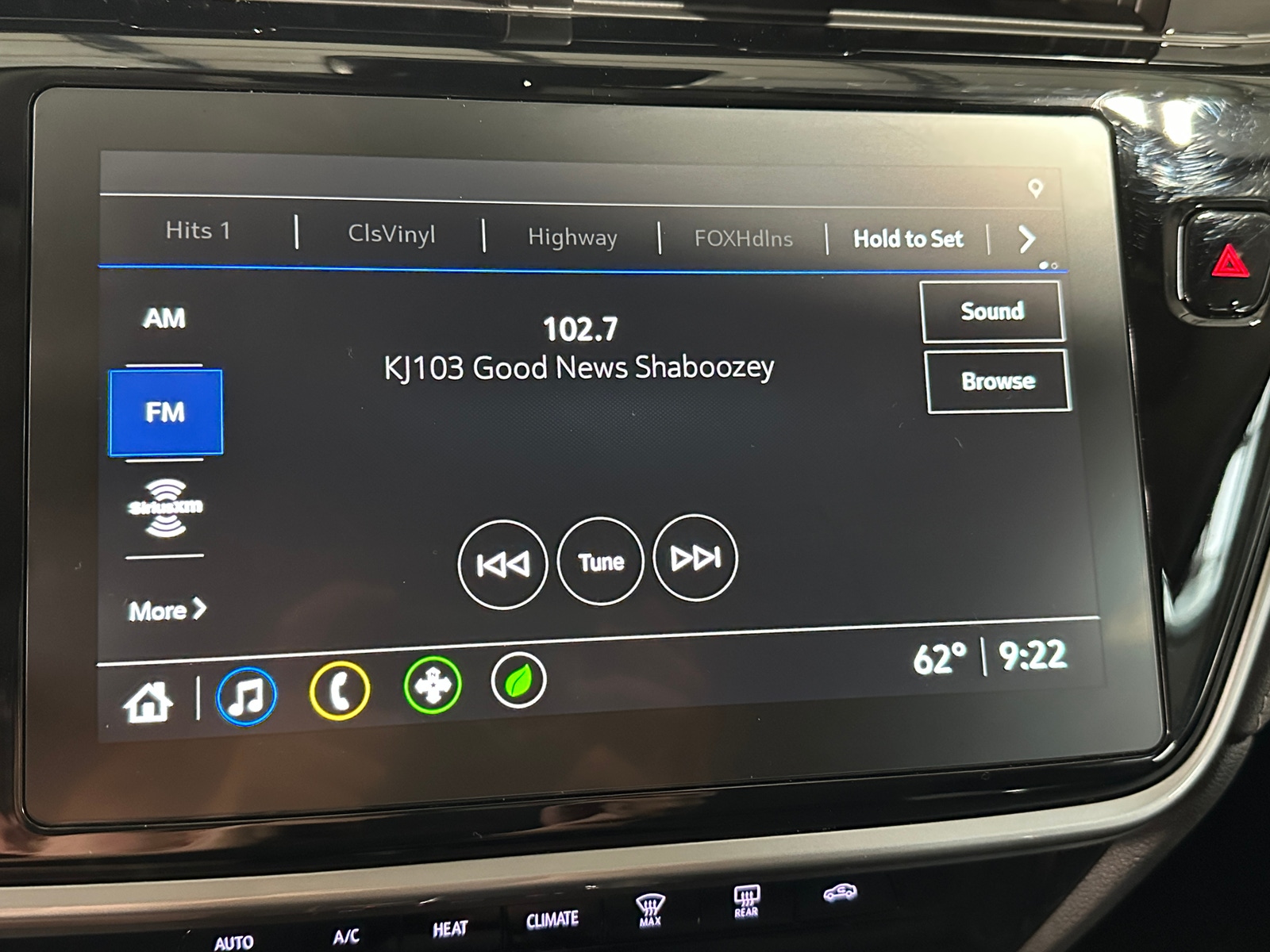 Thumbnail: 2023 Chevrolet Bolt EUV - 4