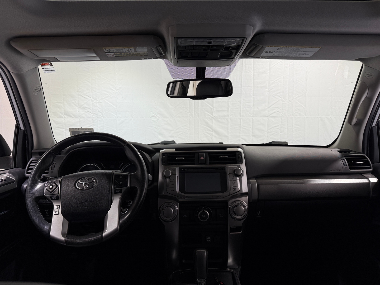 Thumbnail: 2016 Toyota 4Runner - 3
