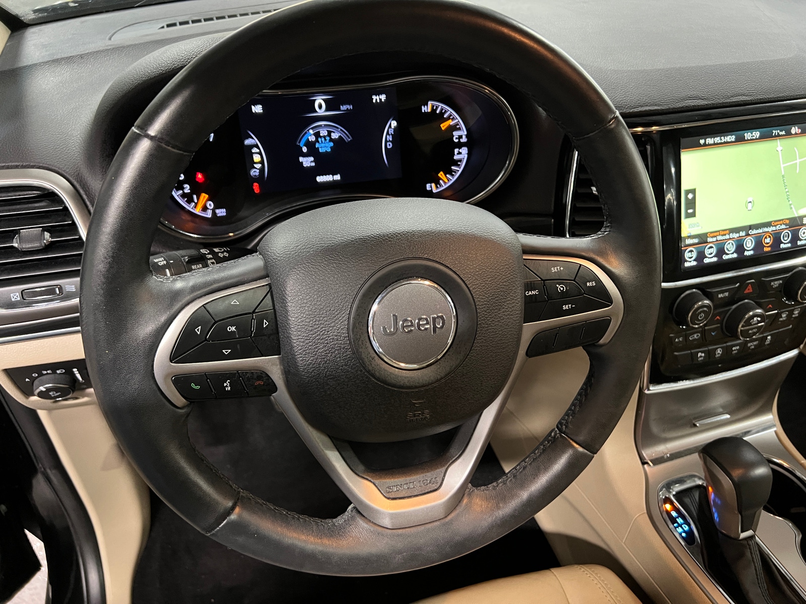 Thumbnail: 2019 Jeep Grand Cherokee - 4