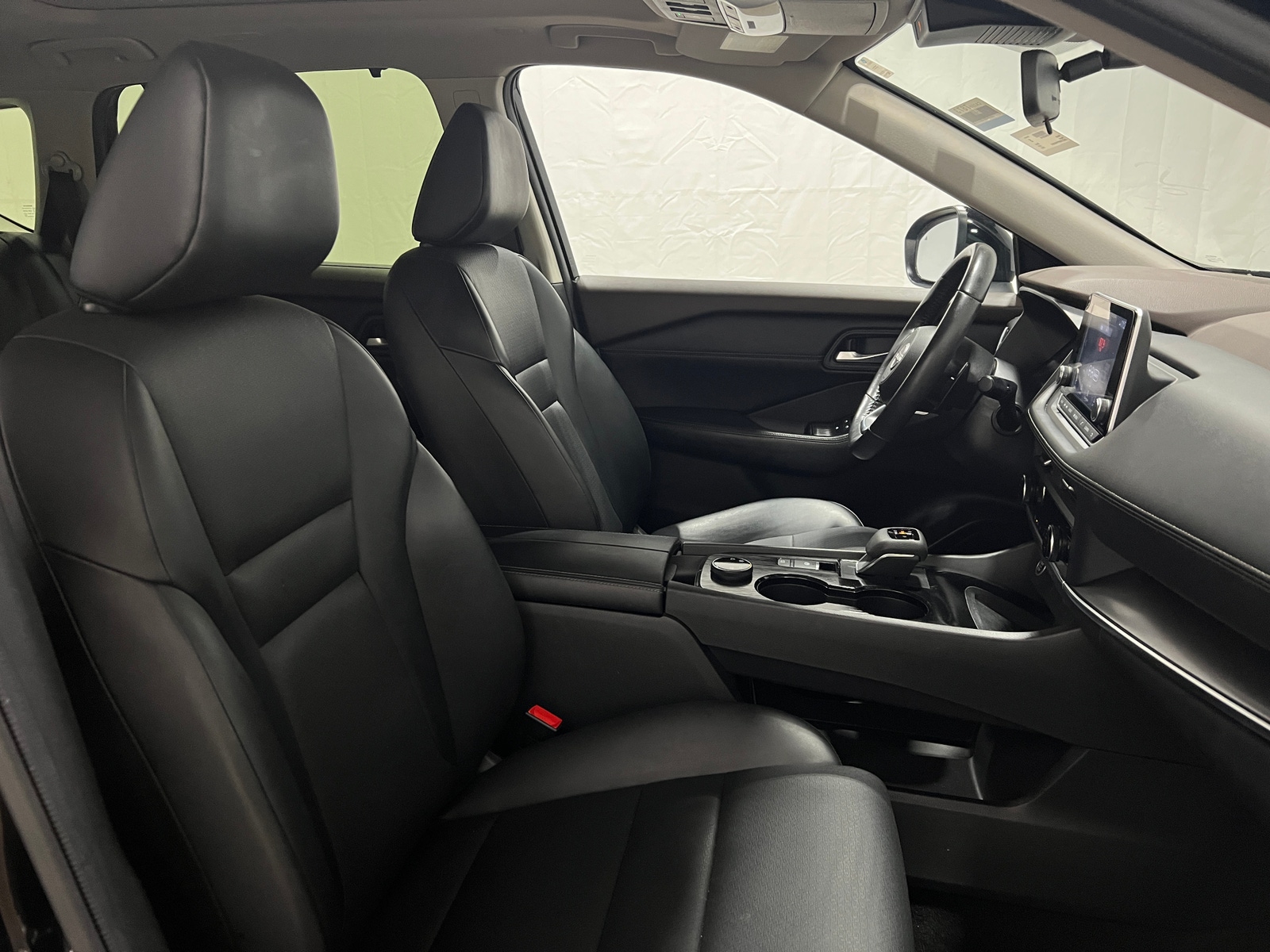 Thumbnail: 2023 Nissan Rogue - 2