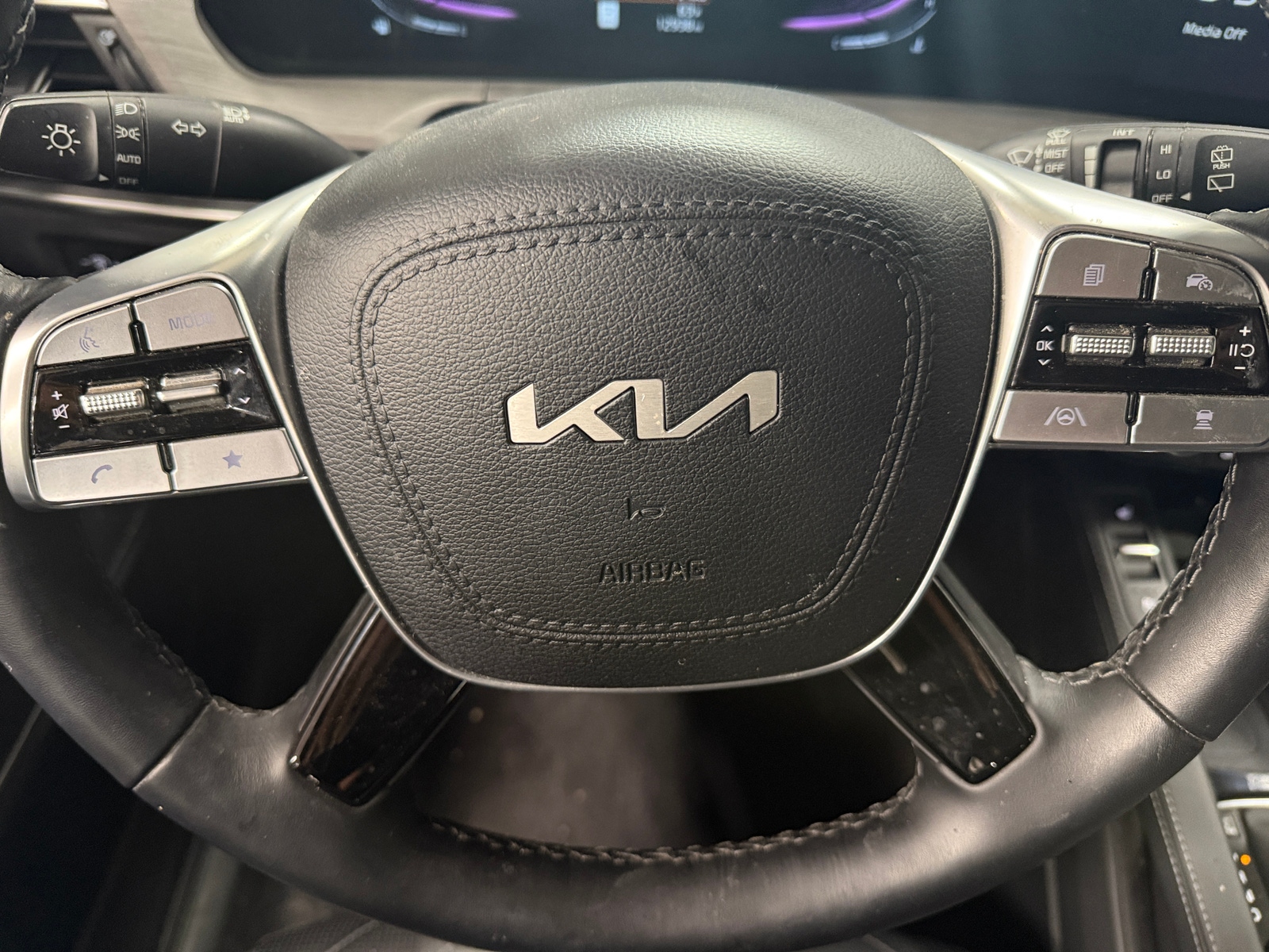Thumbnail: 2025 Kia Telluride - 4