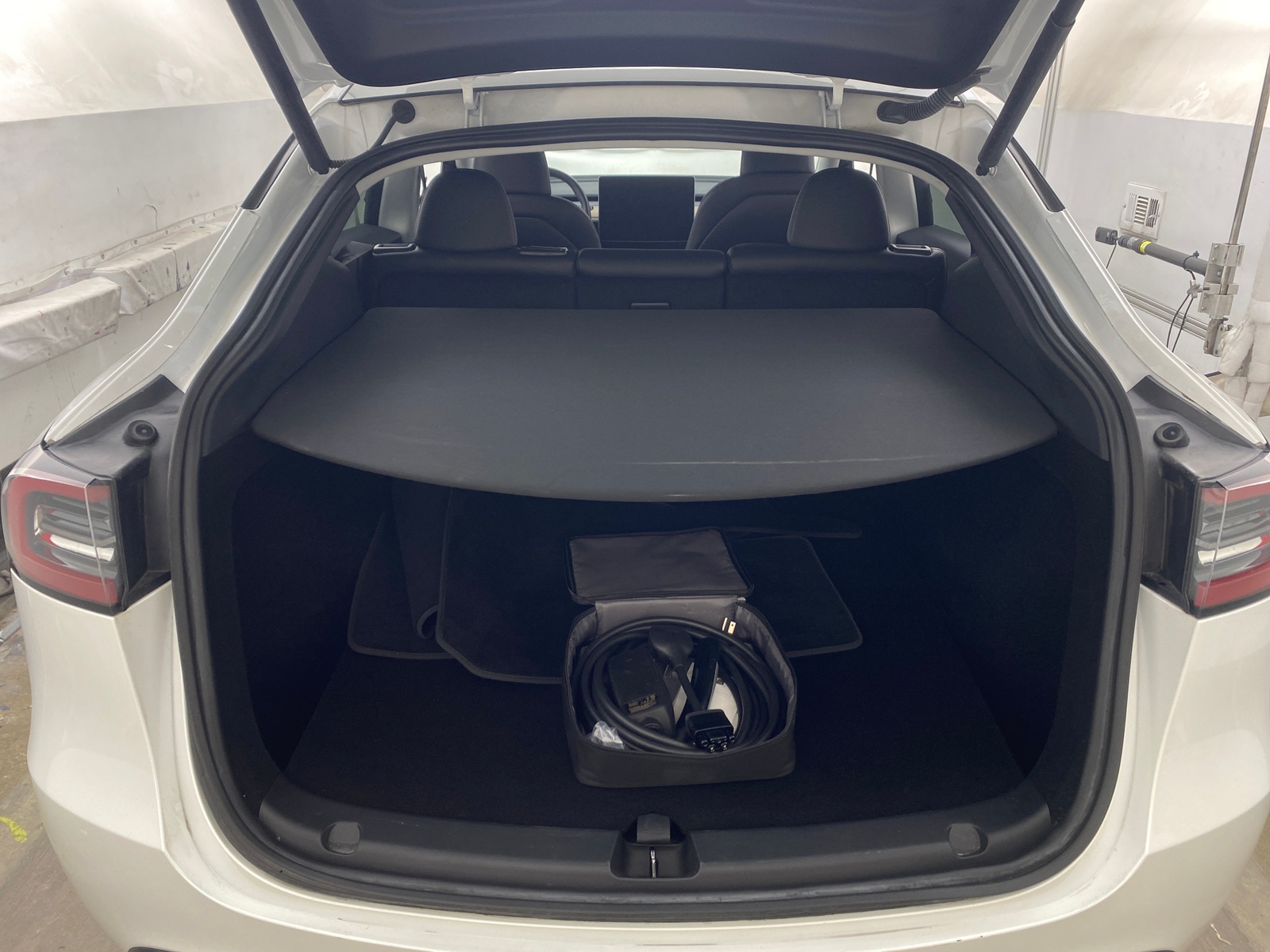 Thumbnail: 2023 Tesla Model Y - 6