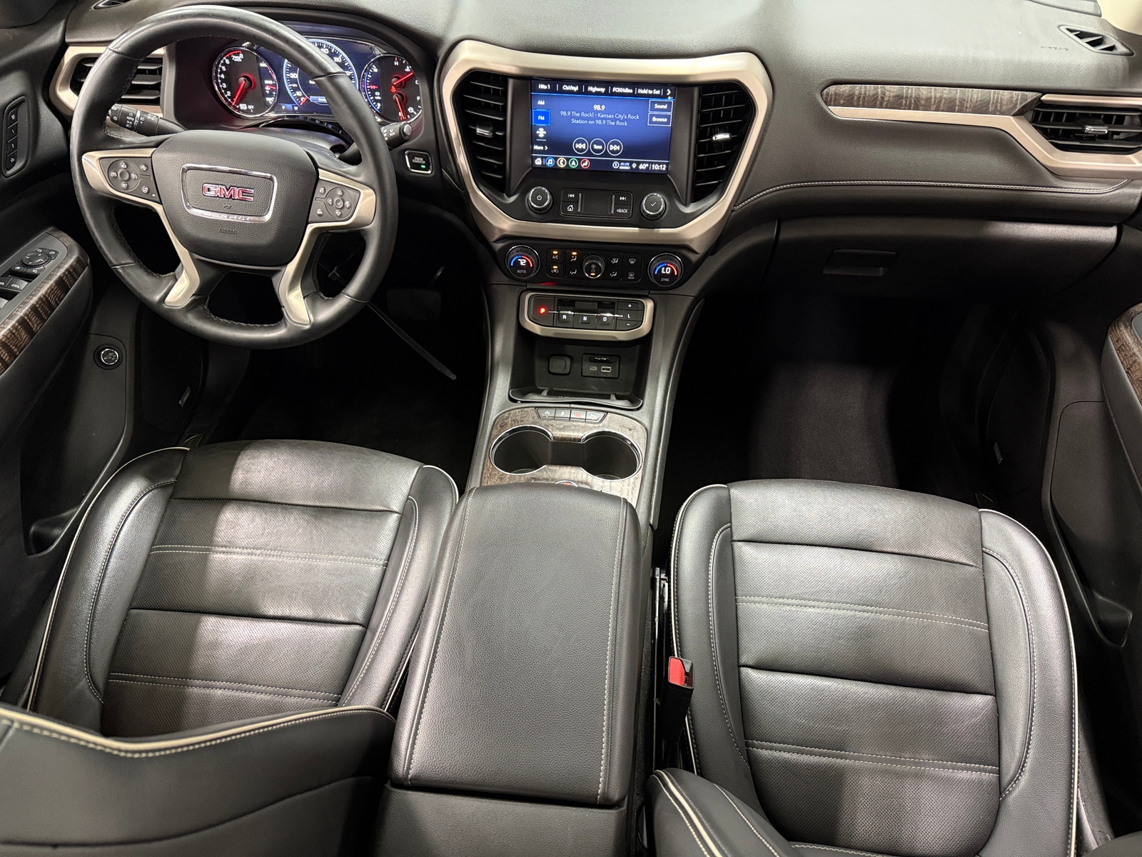 Thumbnail: 2023 GMC Acadia - 2