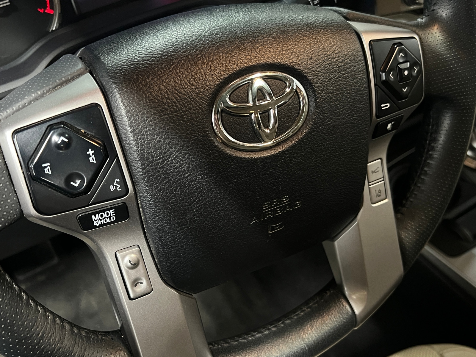 Thumbnail: 2020 Toyota 4Runner - 4