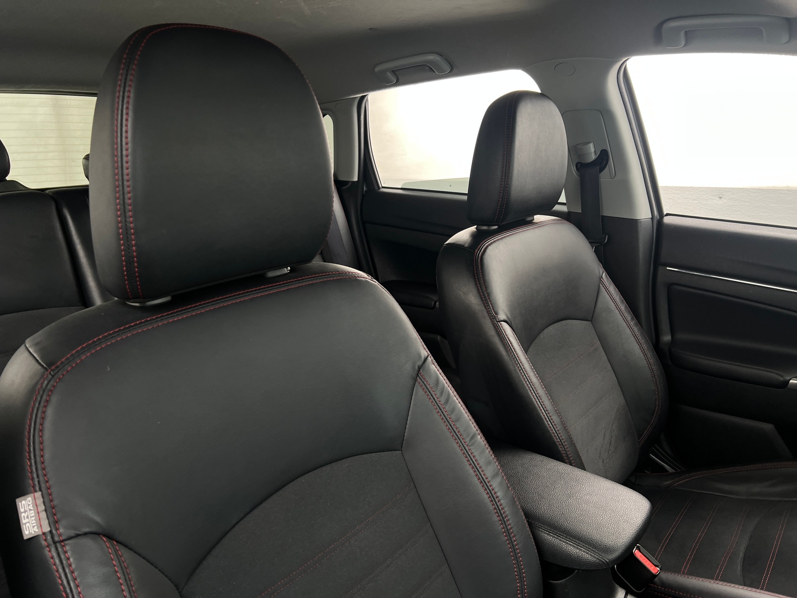 Thumbnail: 2022 Mitsubishi Outlander Sport - 2
