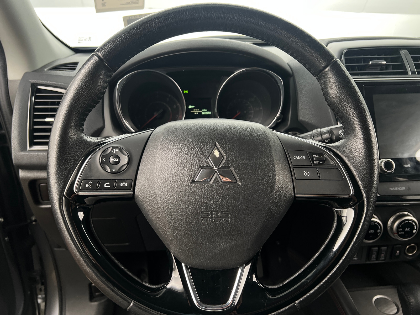 Thumbnail: 2022 Mitsubishi Outlander Sport - 5