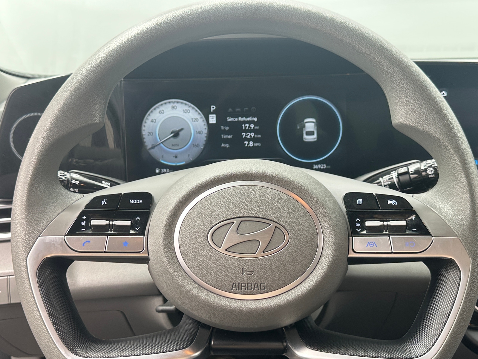 Thumbnail: 2024 Hyundai Elantra - 5