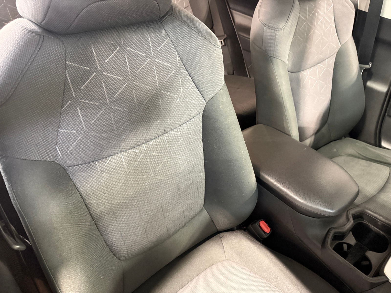 Thumbnail: 2020 Toyota RAV4 - 2