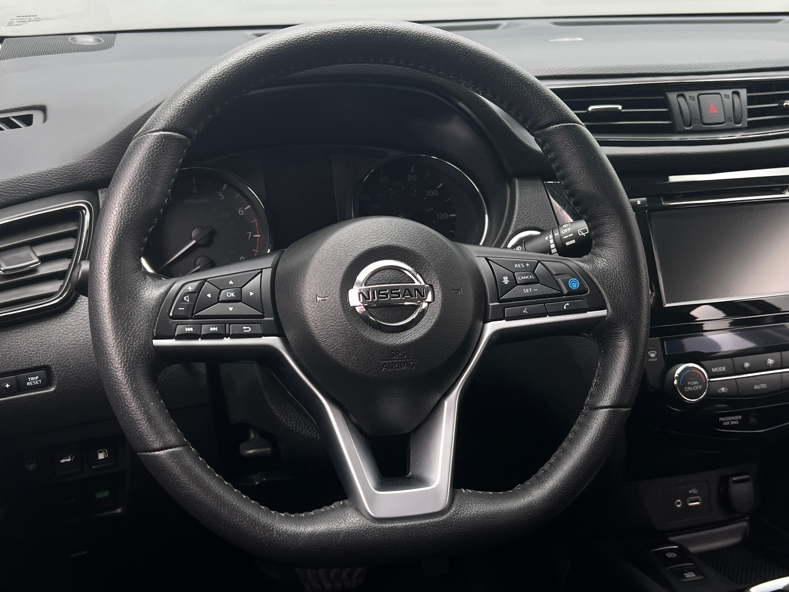 Thumbnail: 2019 Nissan Rogue - 5