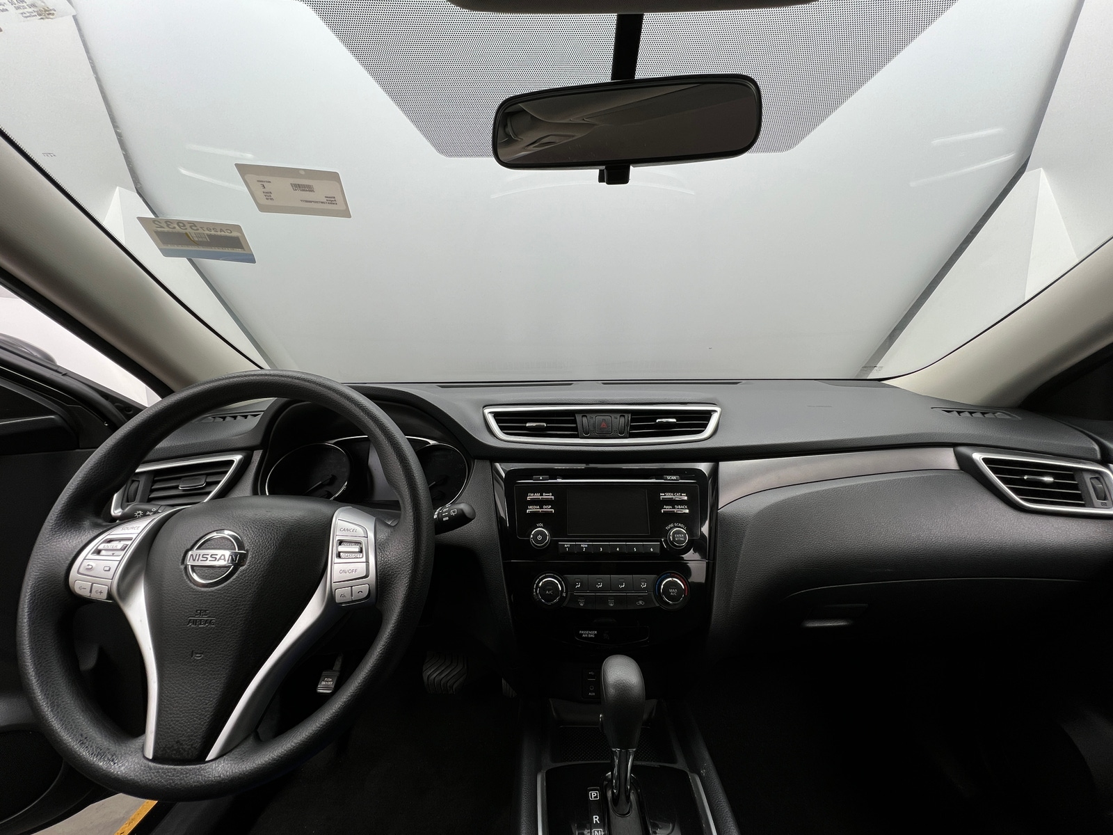 Thumbnail: 2016 Nissan Rogue - 3