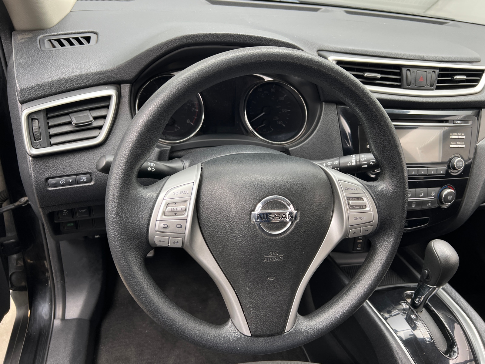 Thumbnail: 2016 Nissan Rogue - 5
