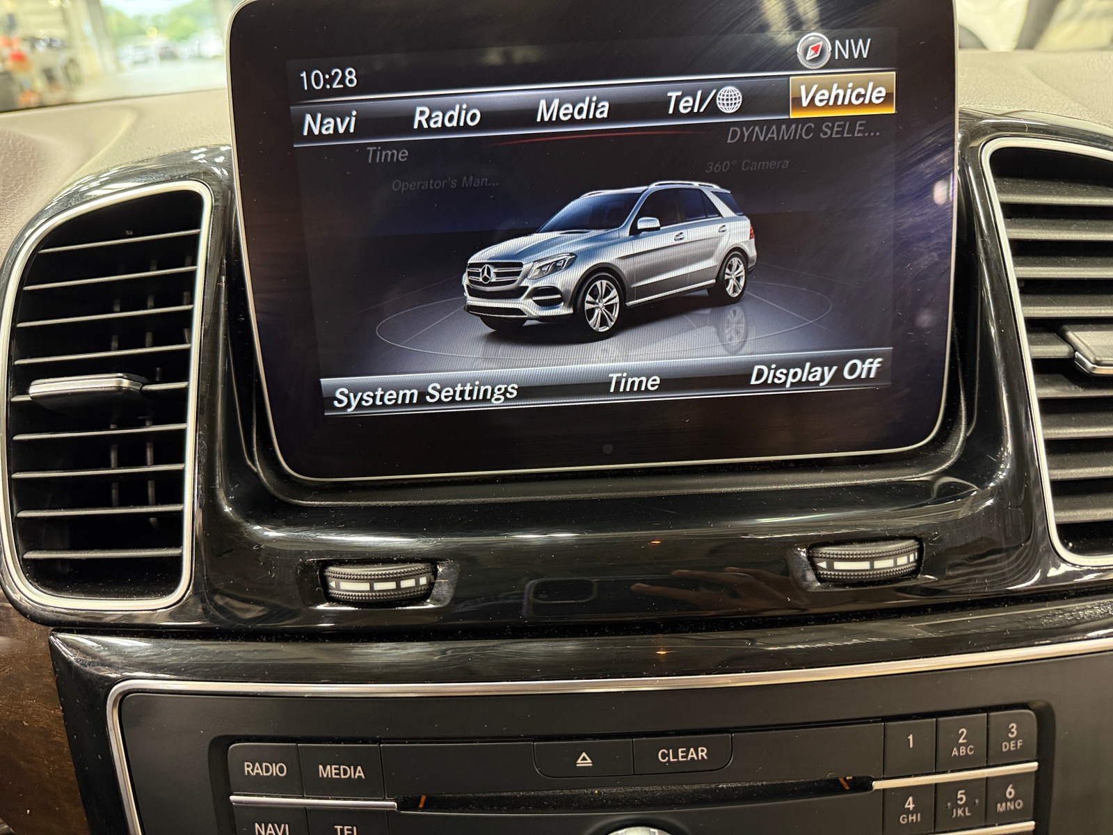 Thumbnail: 2019 Mercedes-Benz GLE - 3