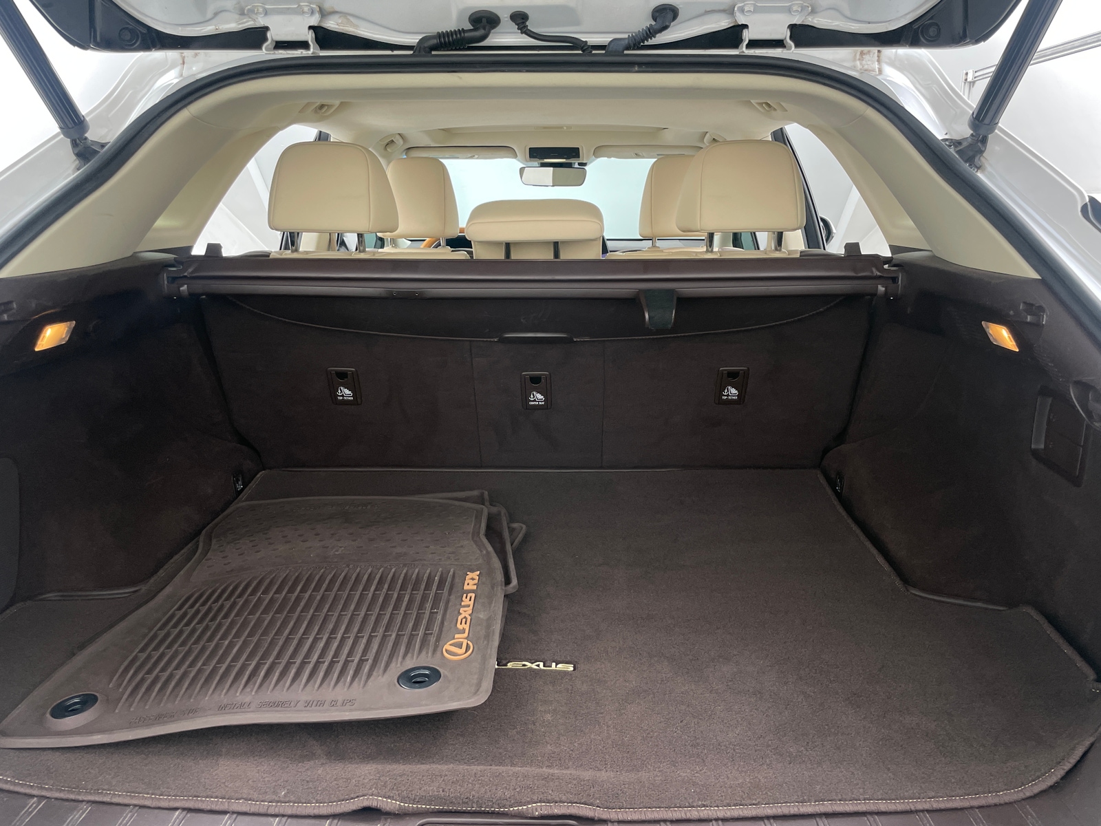 Thumbnail: 2017 Lexus RX - 6