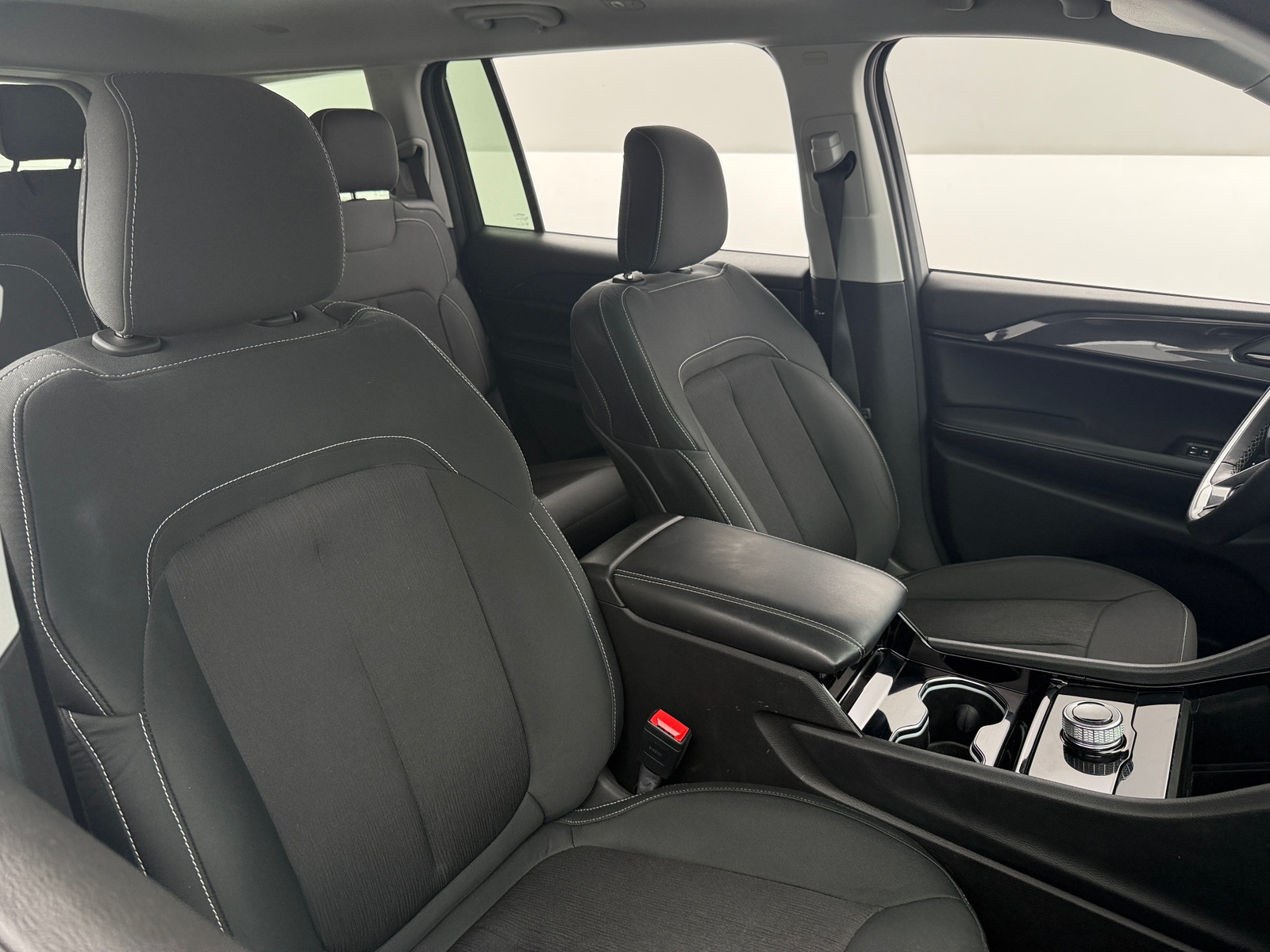 Thumbnail: 2021 Jeep Grand Cherokee L - 2