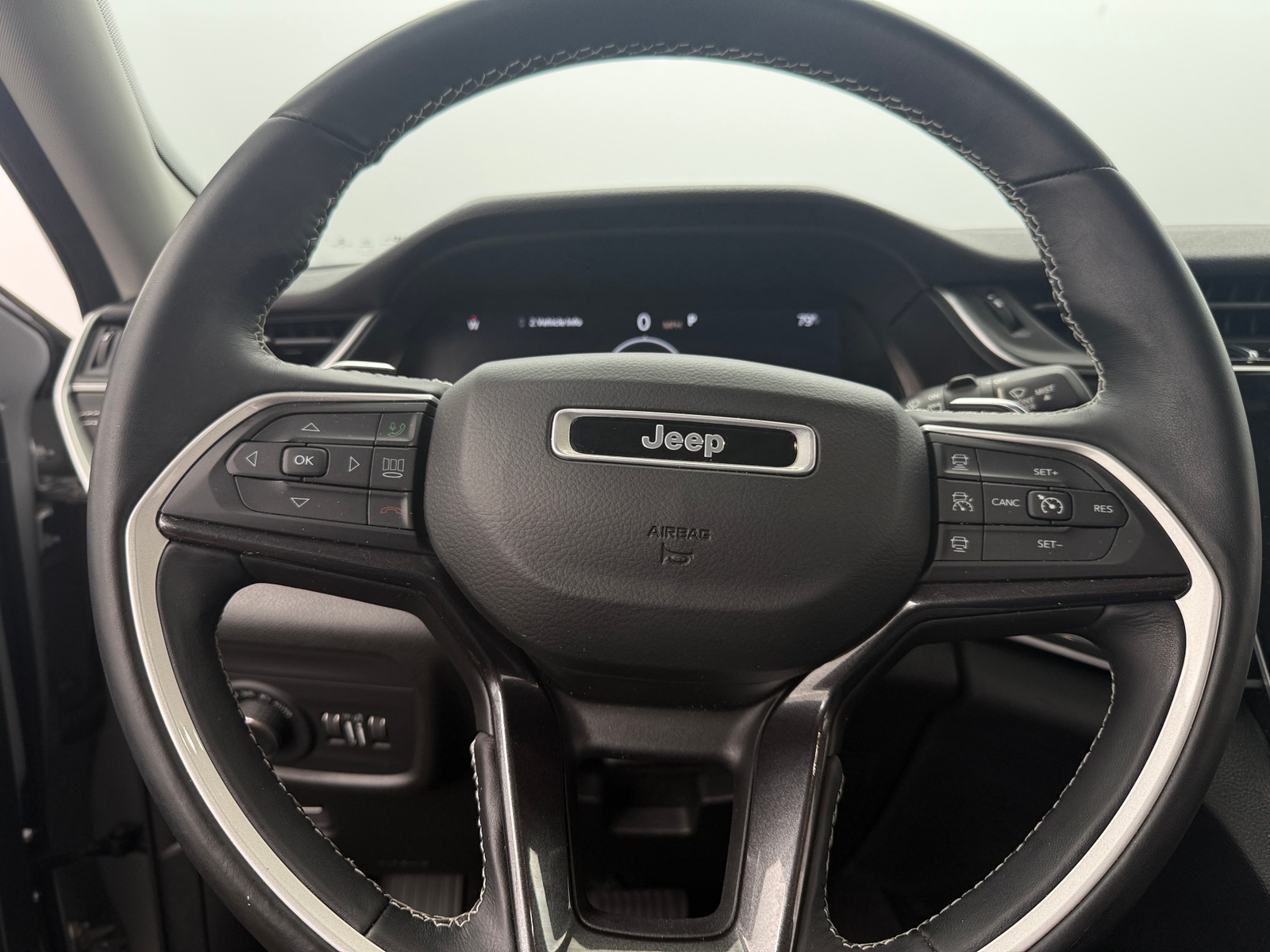 Thumbnail: 2021 Jeep Grand Cherokee L - 5
