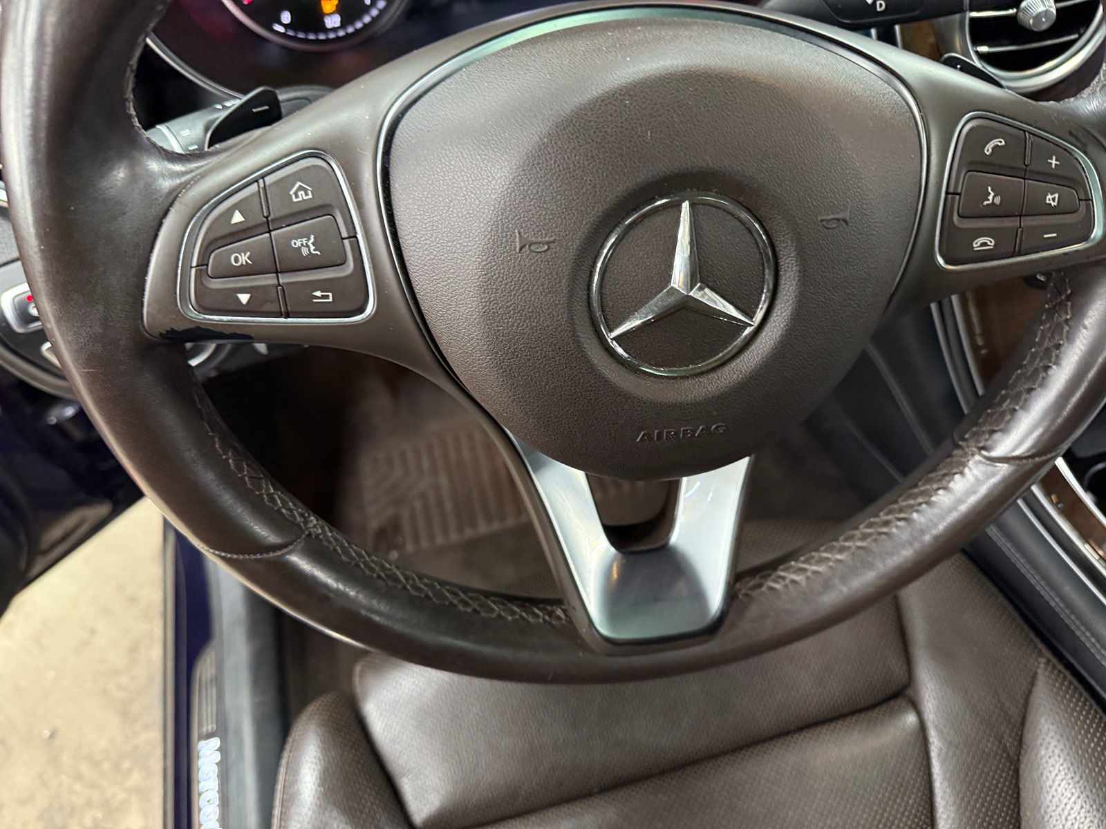 Thumbnail: 2018 Mercedes-Benz GLC - 4