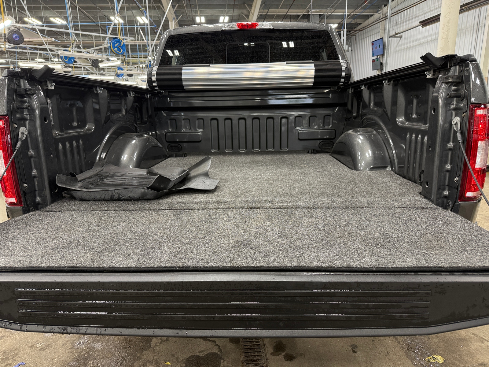 Thumbnail: 2019 Ford Econoline - 7