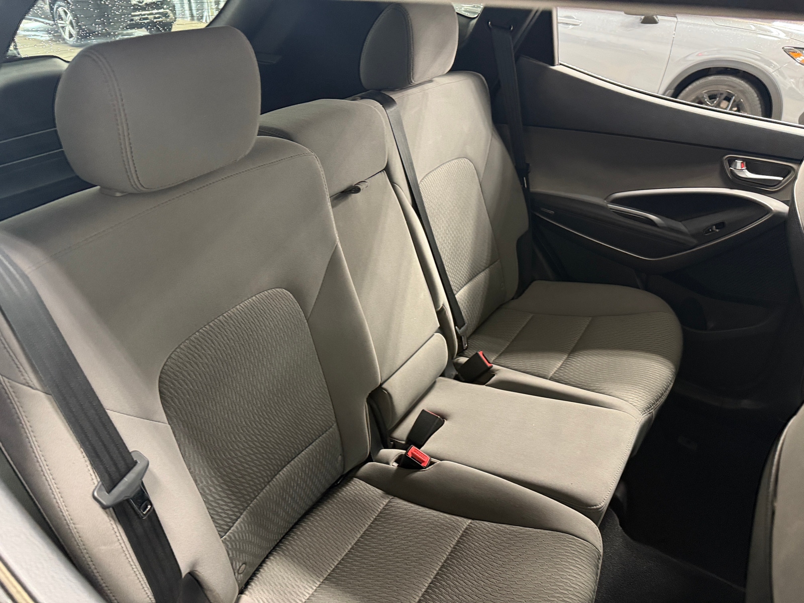 Thumbnail: 2016 Hyundai Santa Fe - 6