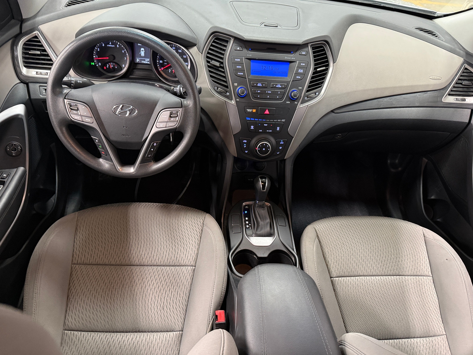 Thumbnail: 2016 Hyundai Santa Fe - 3