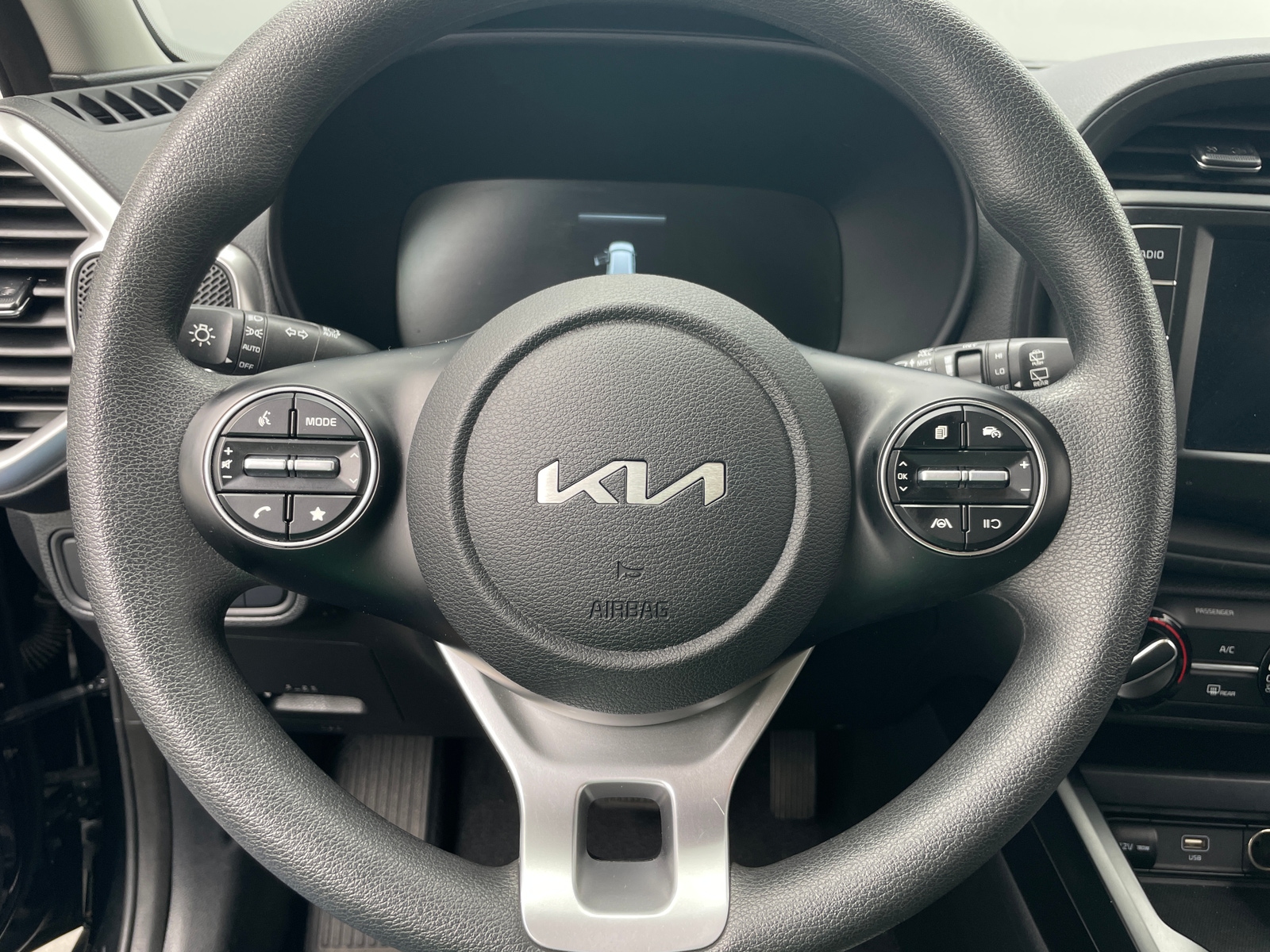 Thumbnail: 2024 Kia Soul - 5