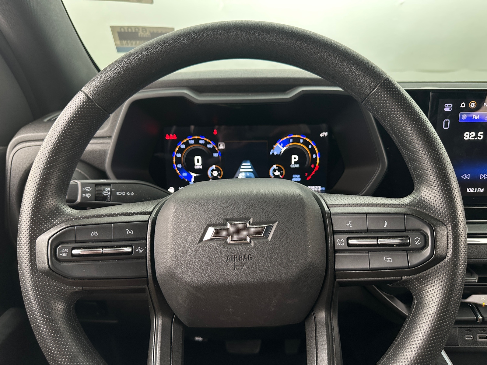 Thumbnail: 2024 Chevrolet Colorado - 5