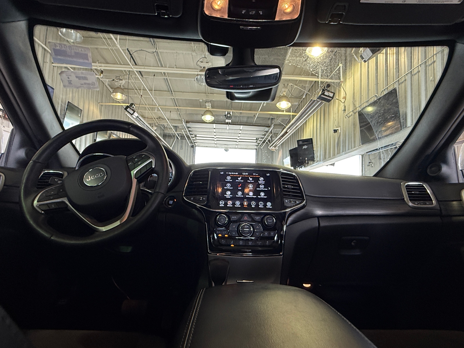 Thumbnail: 2020 Jeep Grand Cherokee - 3