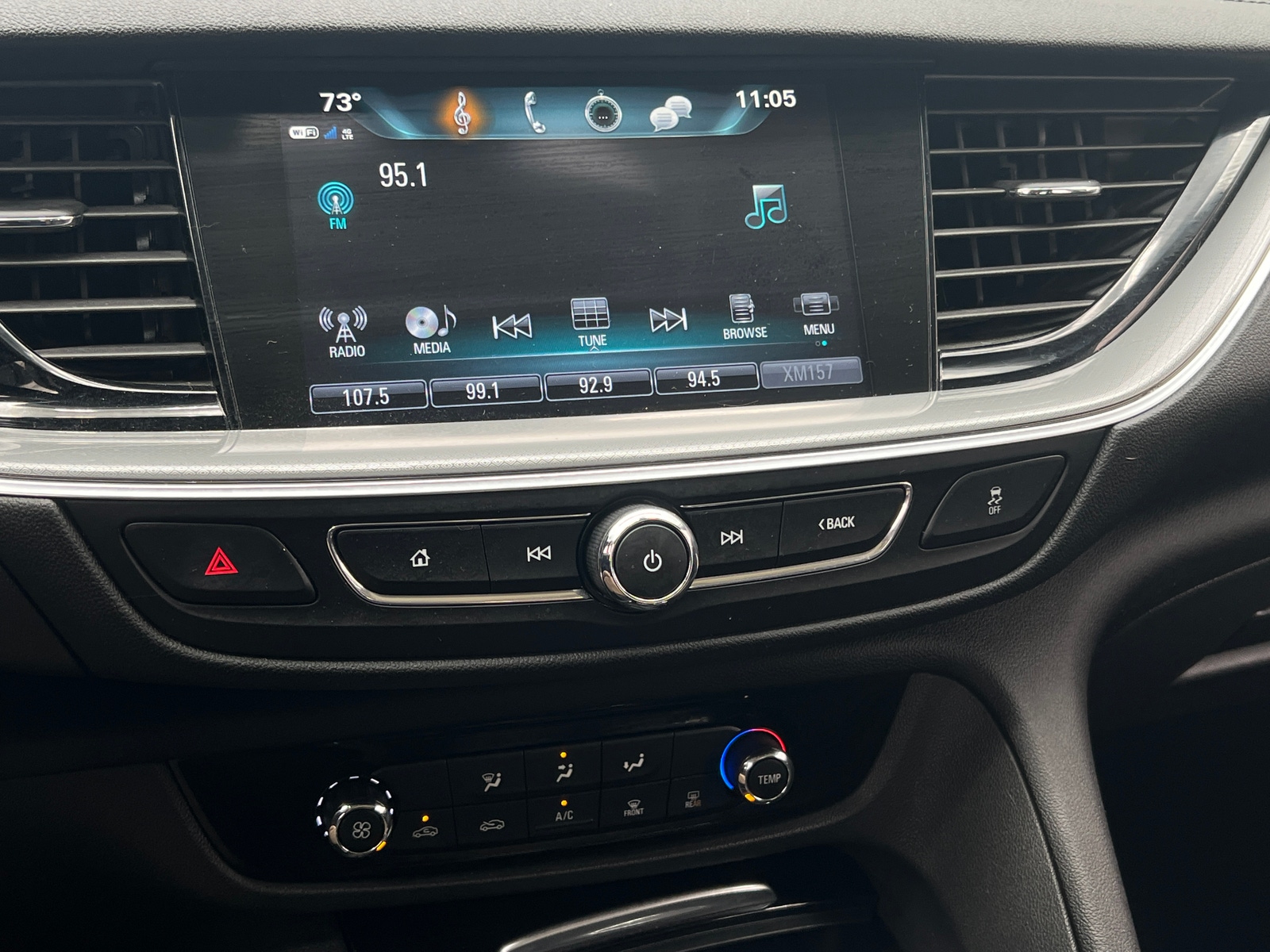 Thumbnail: 2018 Buick Regal - 4