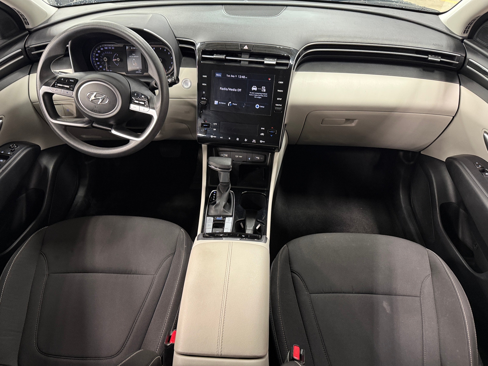 Thumbnail: 2024 Hyundai Tucson - 3