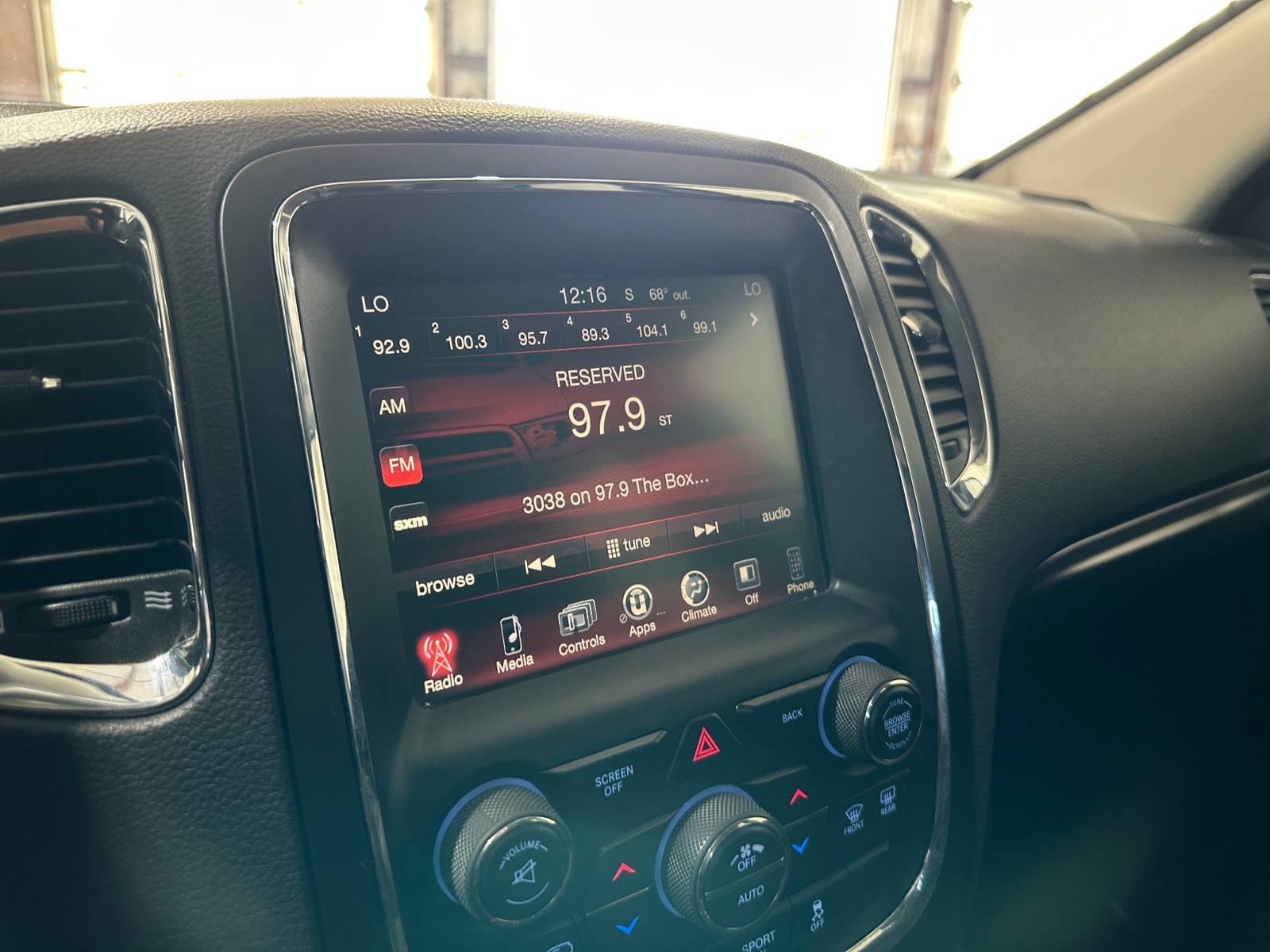 Thumbnail: 2017 Dodge Durango - 4