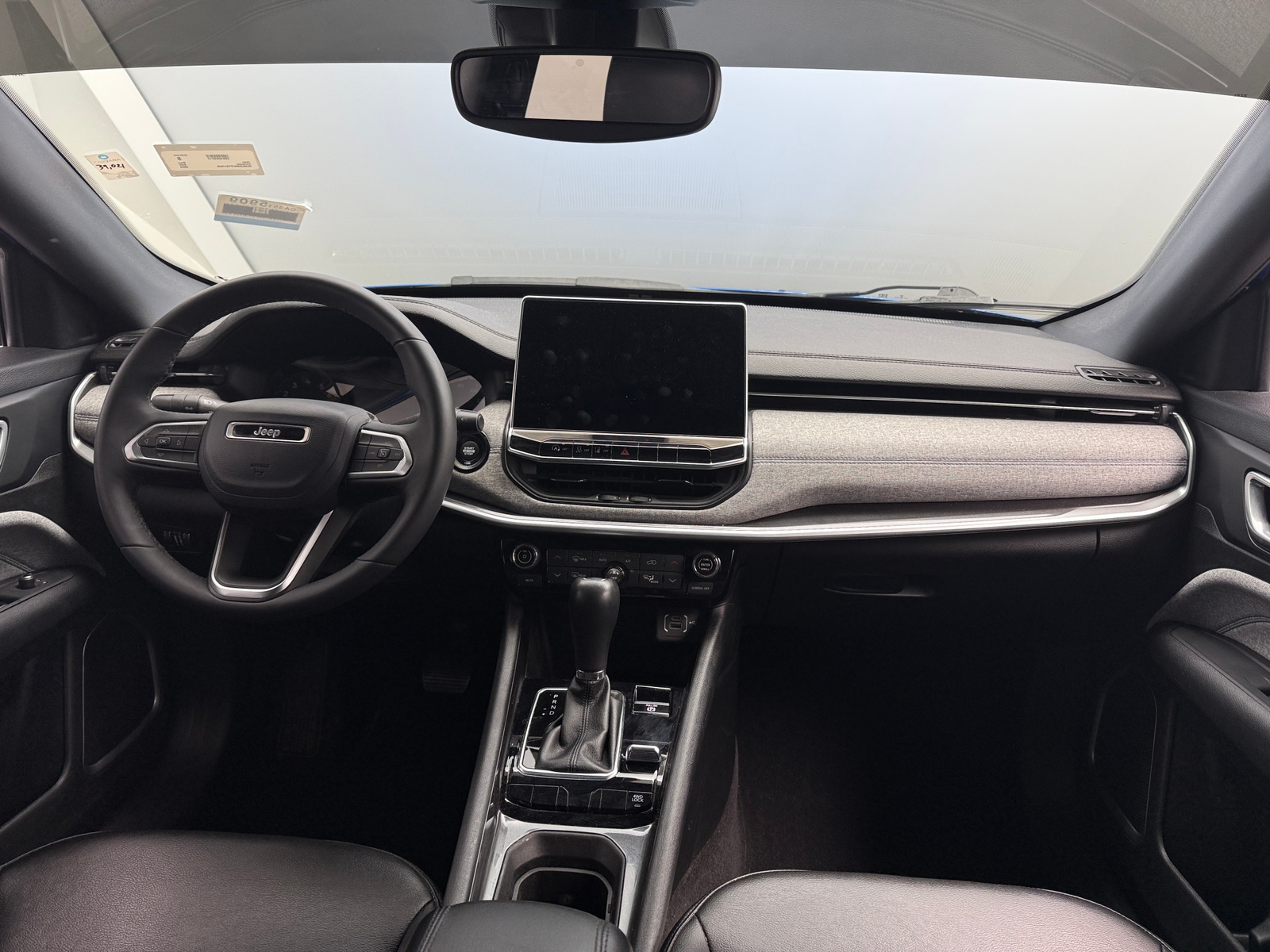 Thumbnail: 2023 Jeep Compass - 3