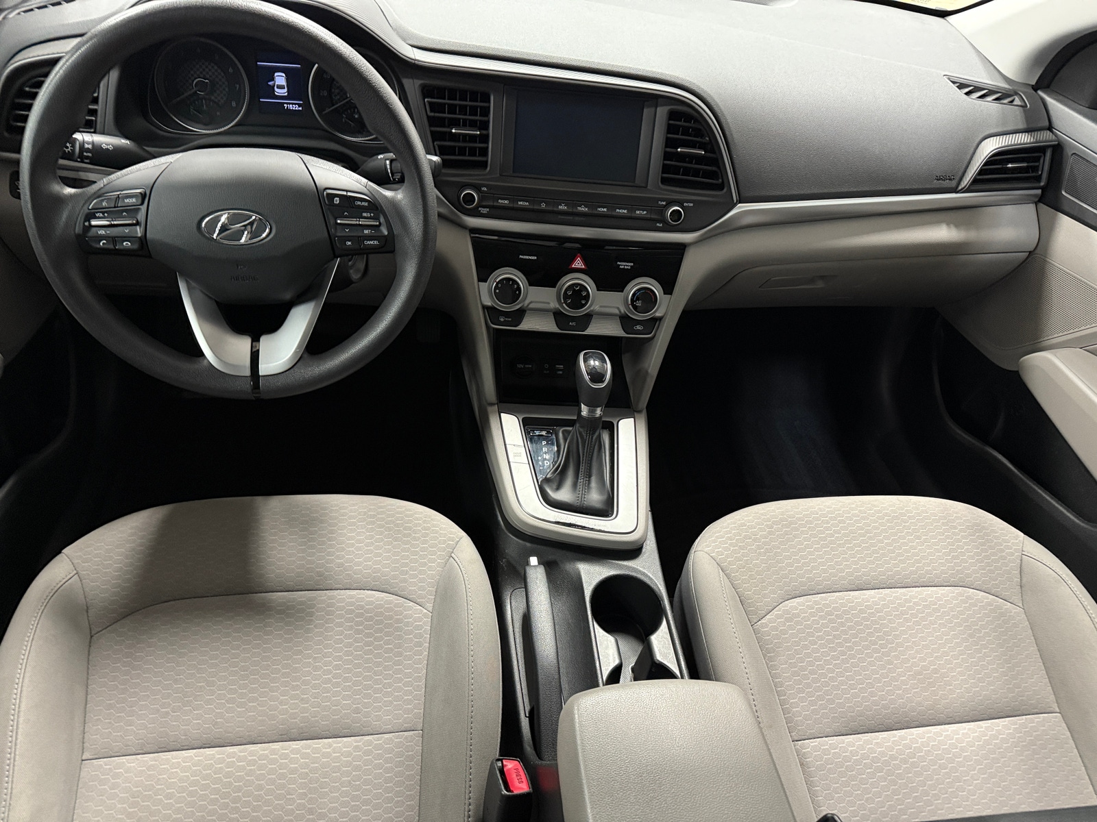 Thumbnail: 2019 Hyundai Elantra - 3