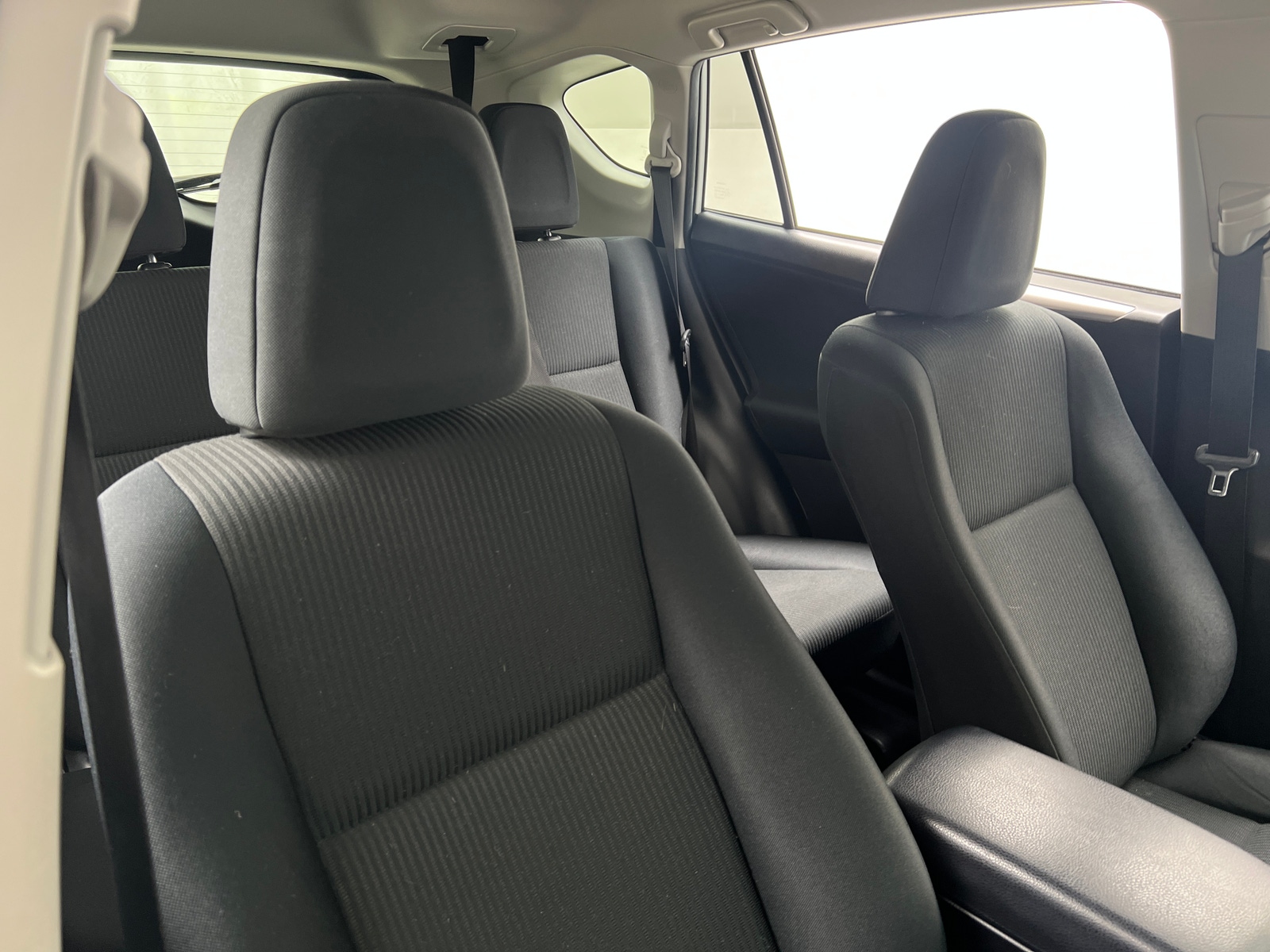 Thumbnail: 2016 Toyota RAV4 - 2