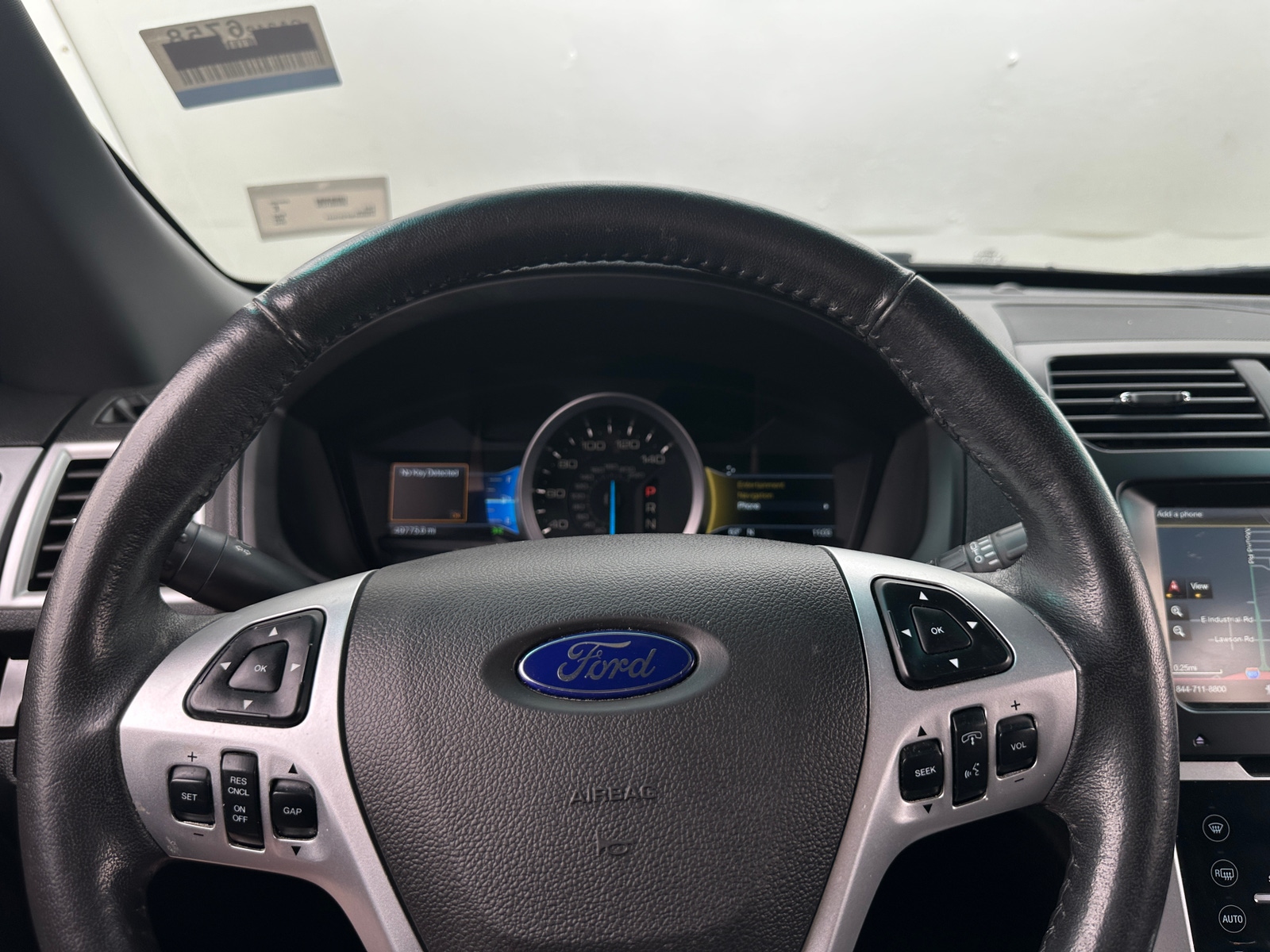Thumbnail: 2015 Ford Explorer - 4