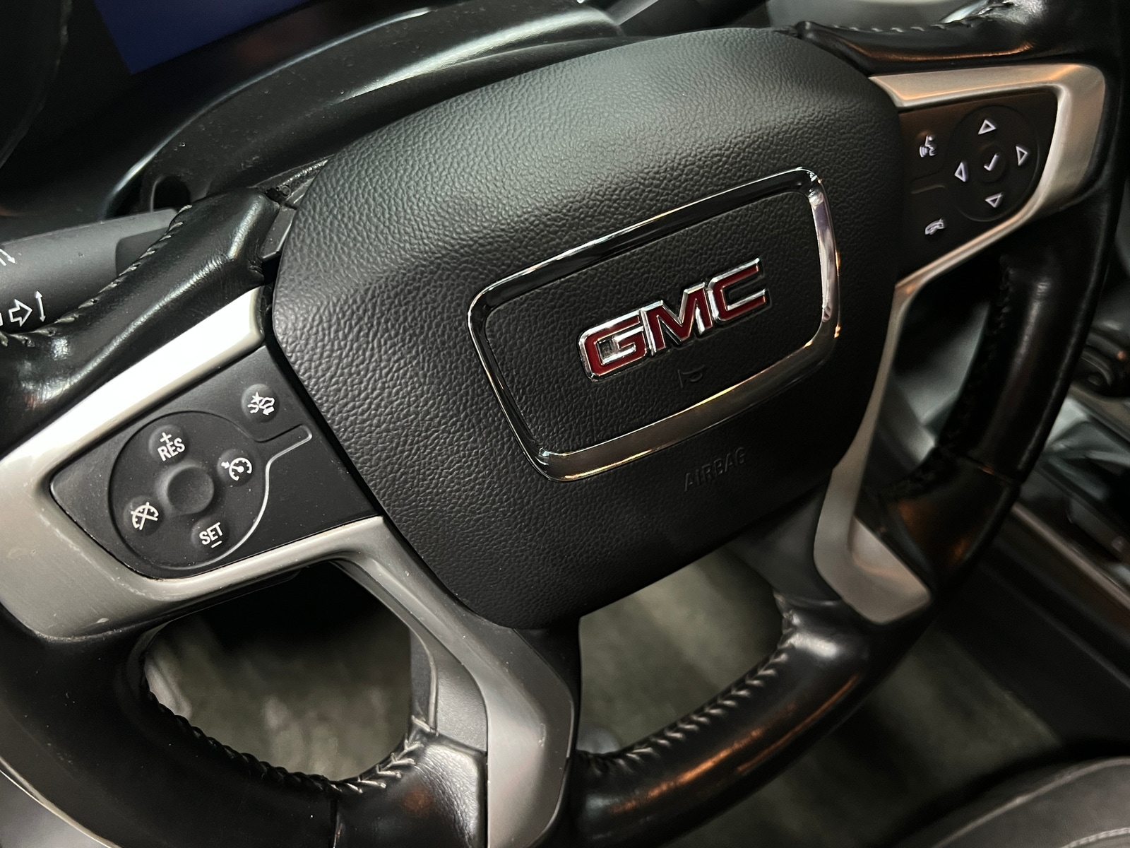 Thumbnail: 2018 GMC Canyon - 5