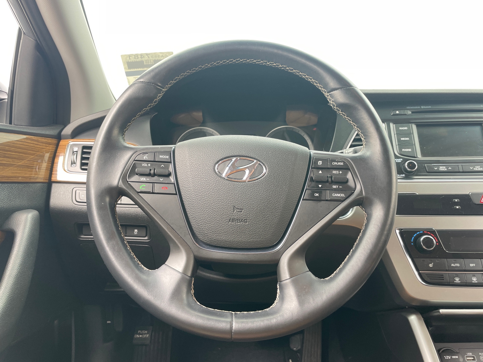 Thumbnail: 2015 Hyundai Sonata - 4