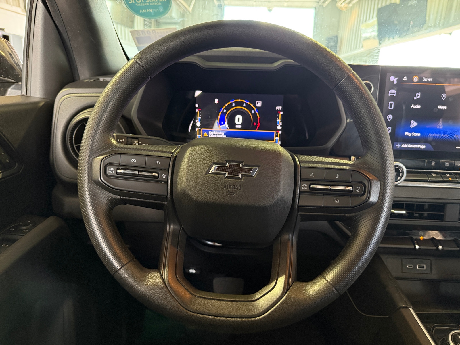 Thumbnail: 2023 Chevrolet Colorado - 5
