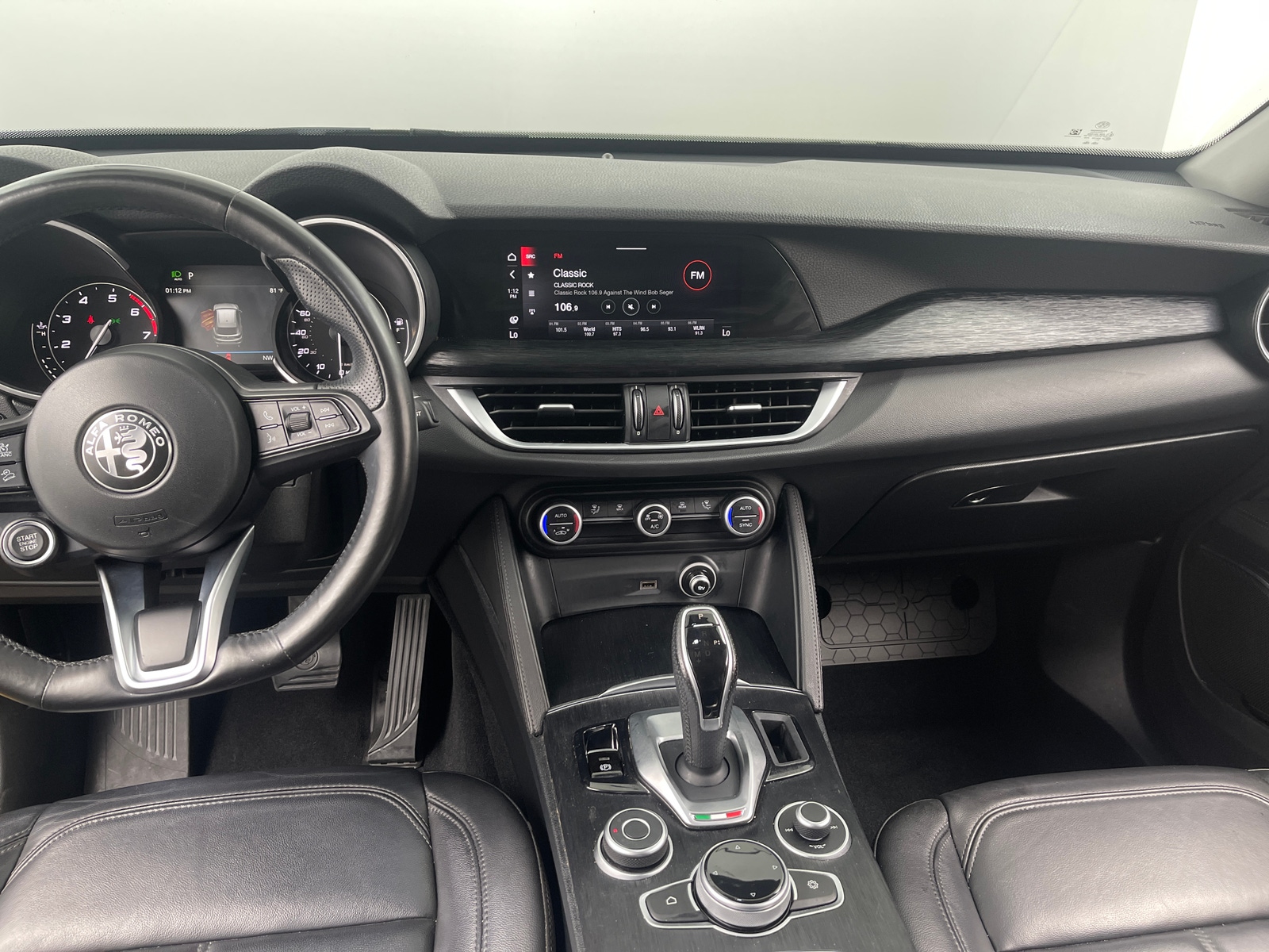 Thumbnail: 2021 Alfa Romeo Stelvio - 2
