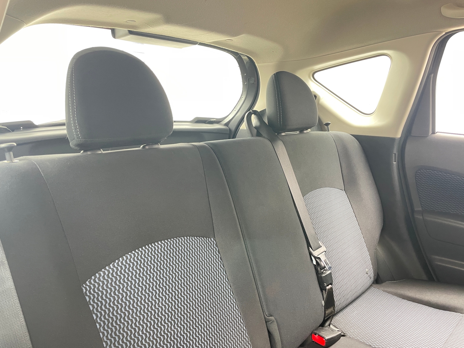 Thumbnail: 2016 Nissan Versa Note - 6