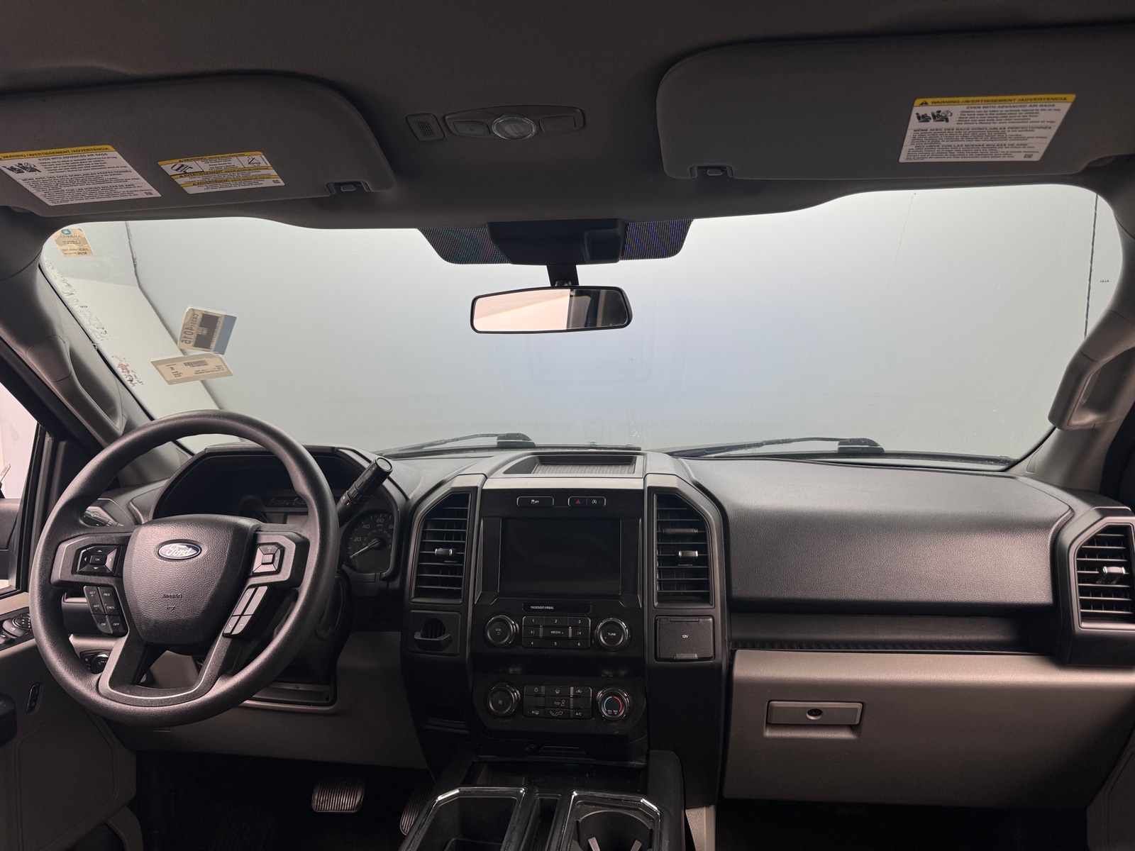 Thumbnail: 2019 Ford Econoline - 3