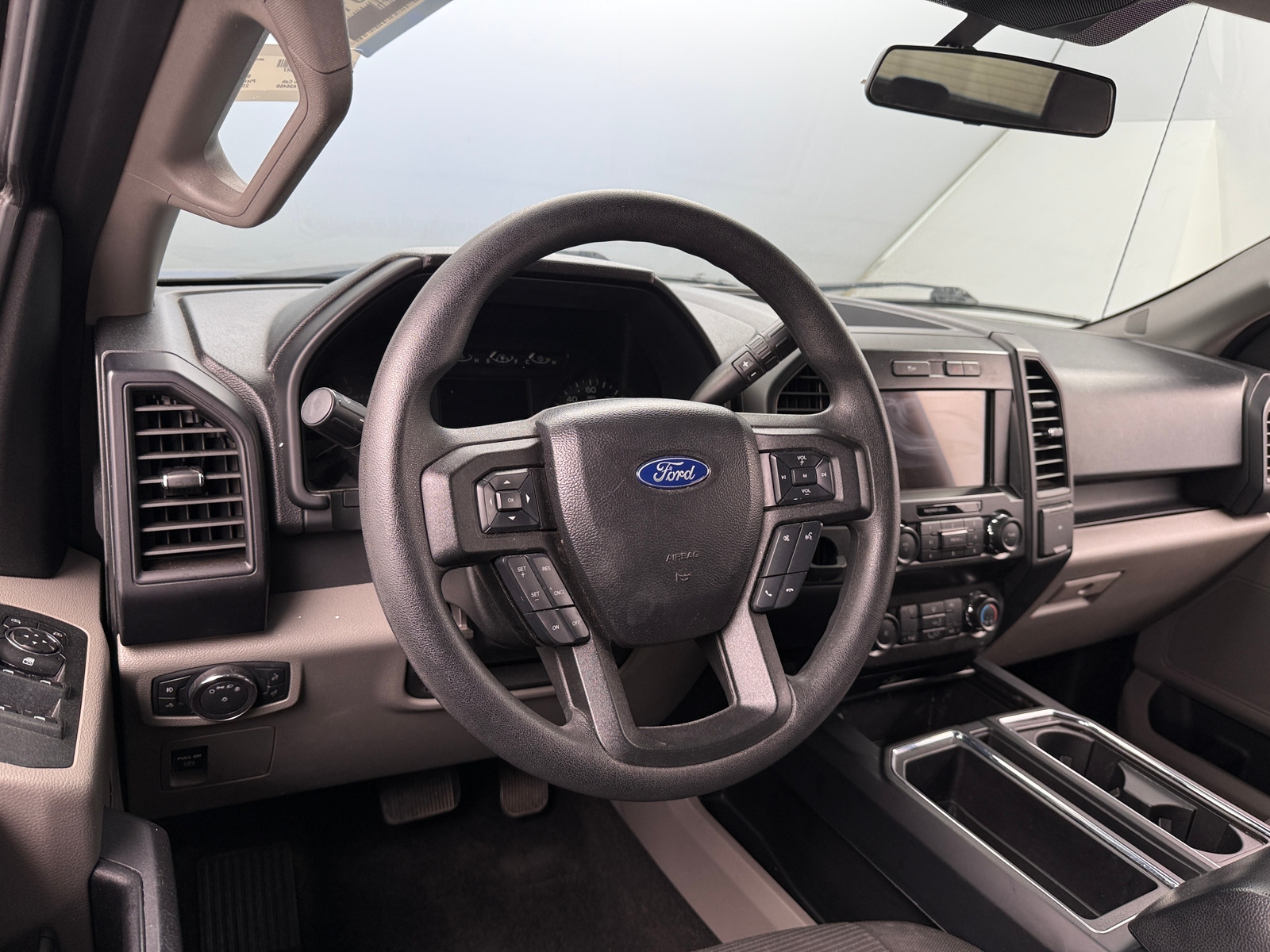 Thumbnail: 2019 Ford Econoline - 5