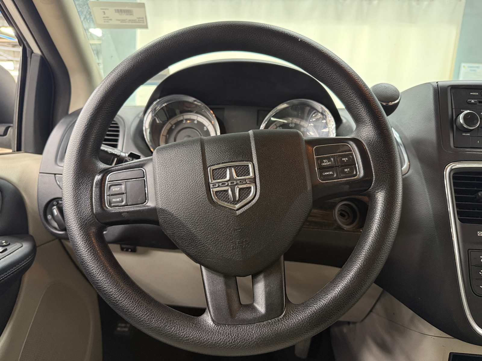 Thumbnail: 2015 Dodge Grand Caravan - 5