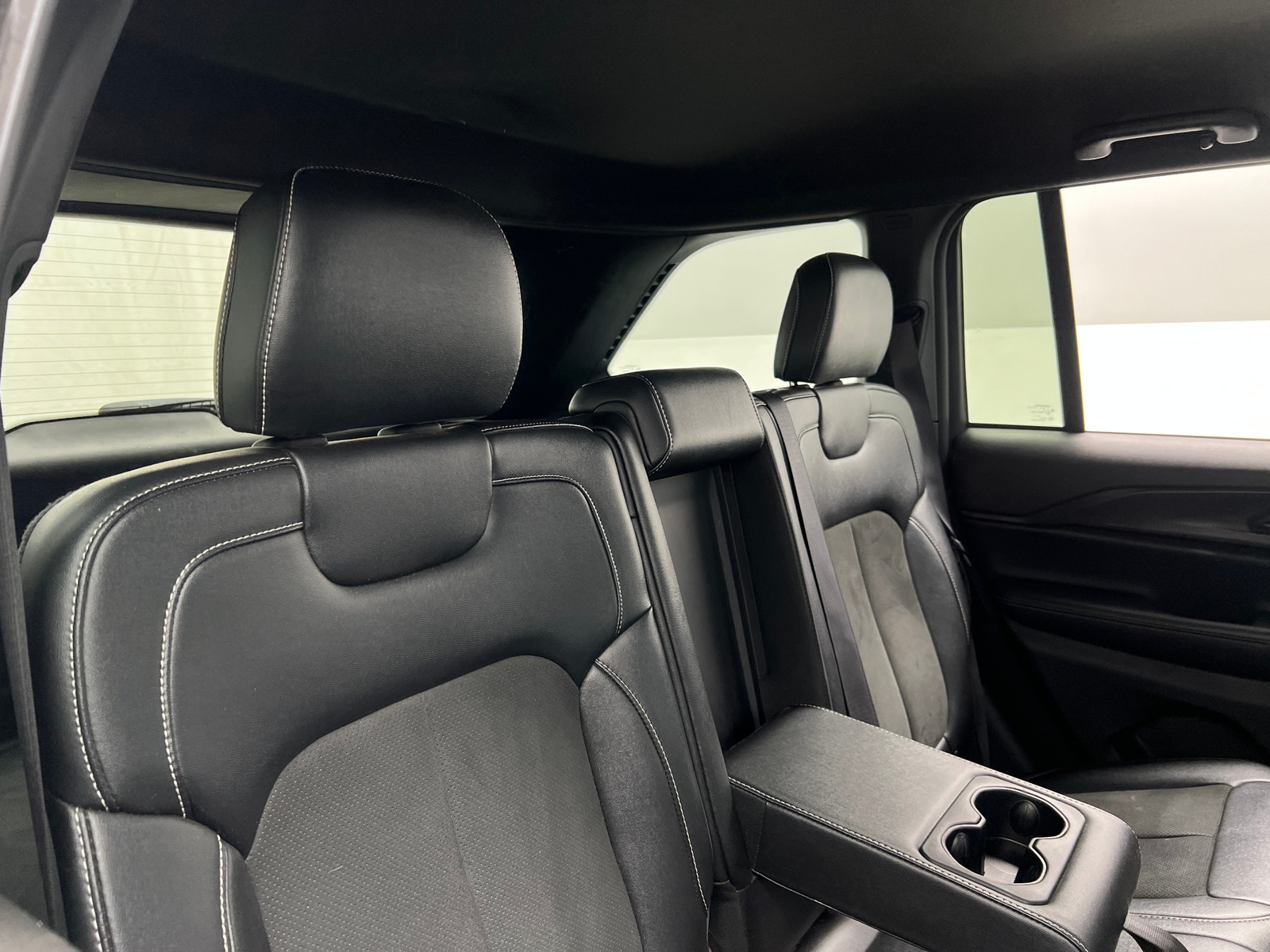 Thumbnail: 2024 Jeep Grand Cherokee - 6