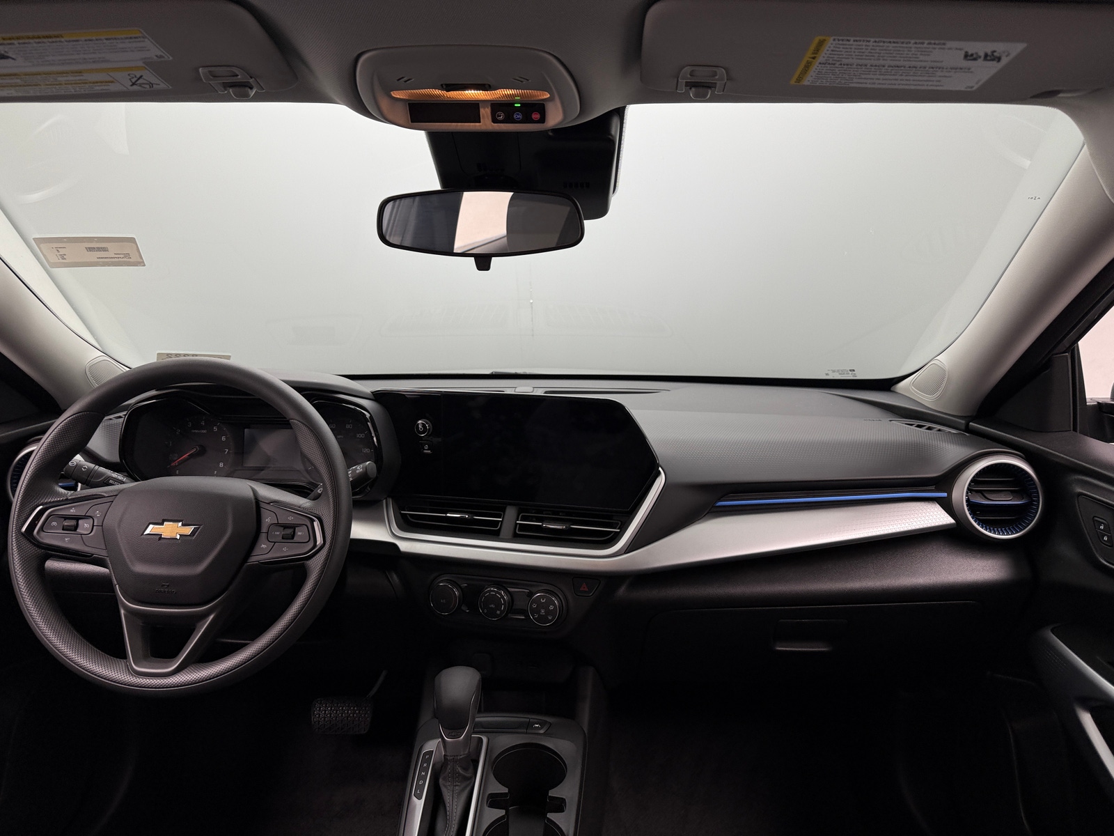 Thumbnail: 2025 Chevrolet Trax - 3