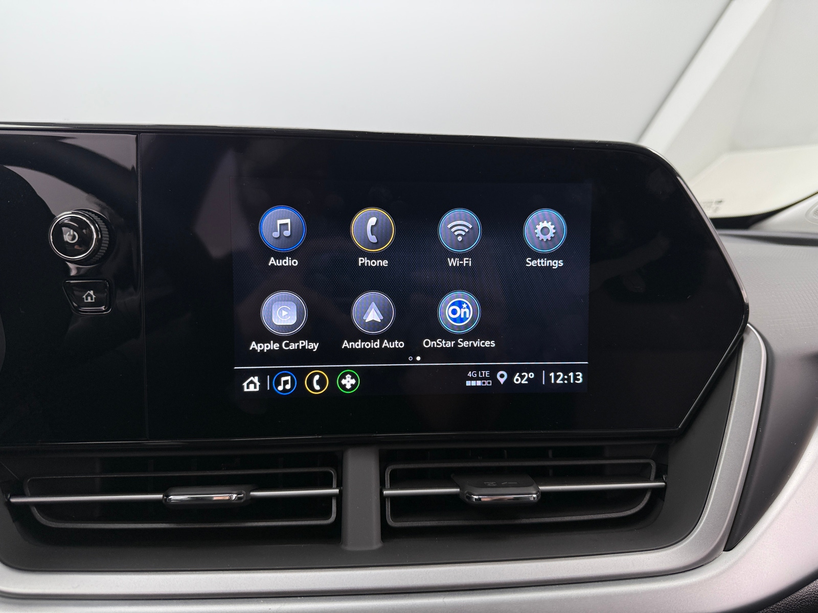 Thumbnail: 2025 Chevrolet Trax - 4