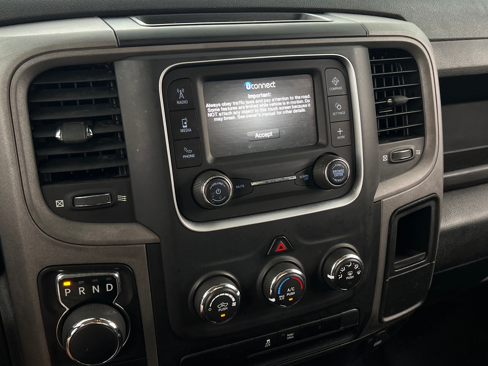 Thumbnail: 2023 RAM 1500 Classic - 3