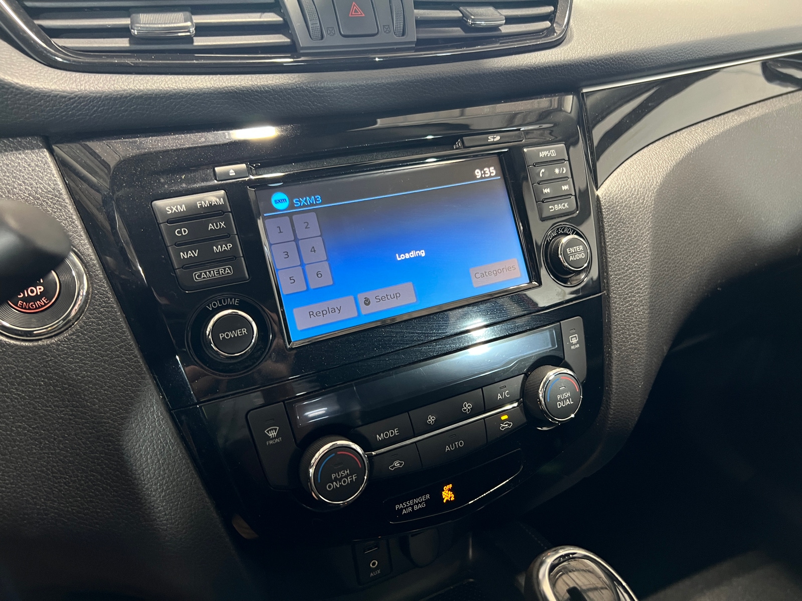 Thumbnail: 2018 Nissan Rogue Sport - 3