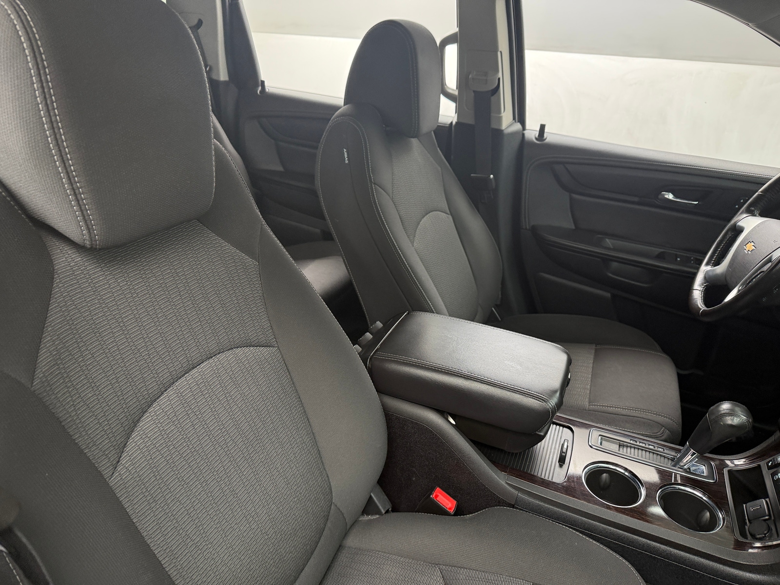 Thumbnail: 2017 Chevrolet Traverse - 2
