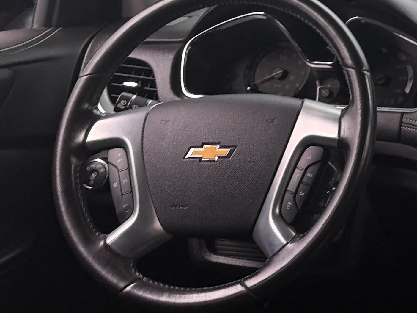 Thumbnail: 2017 Chevrolet Traverse - 5