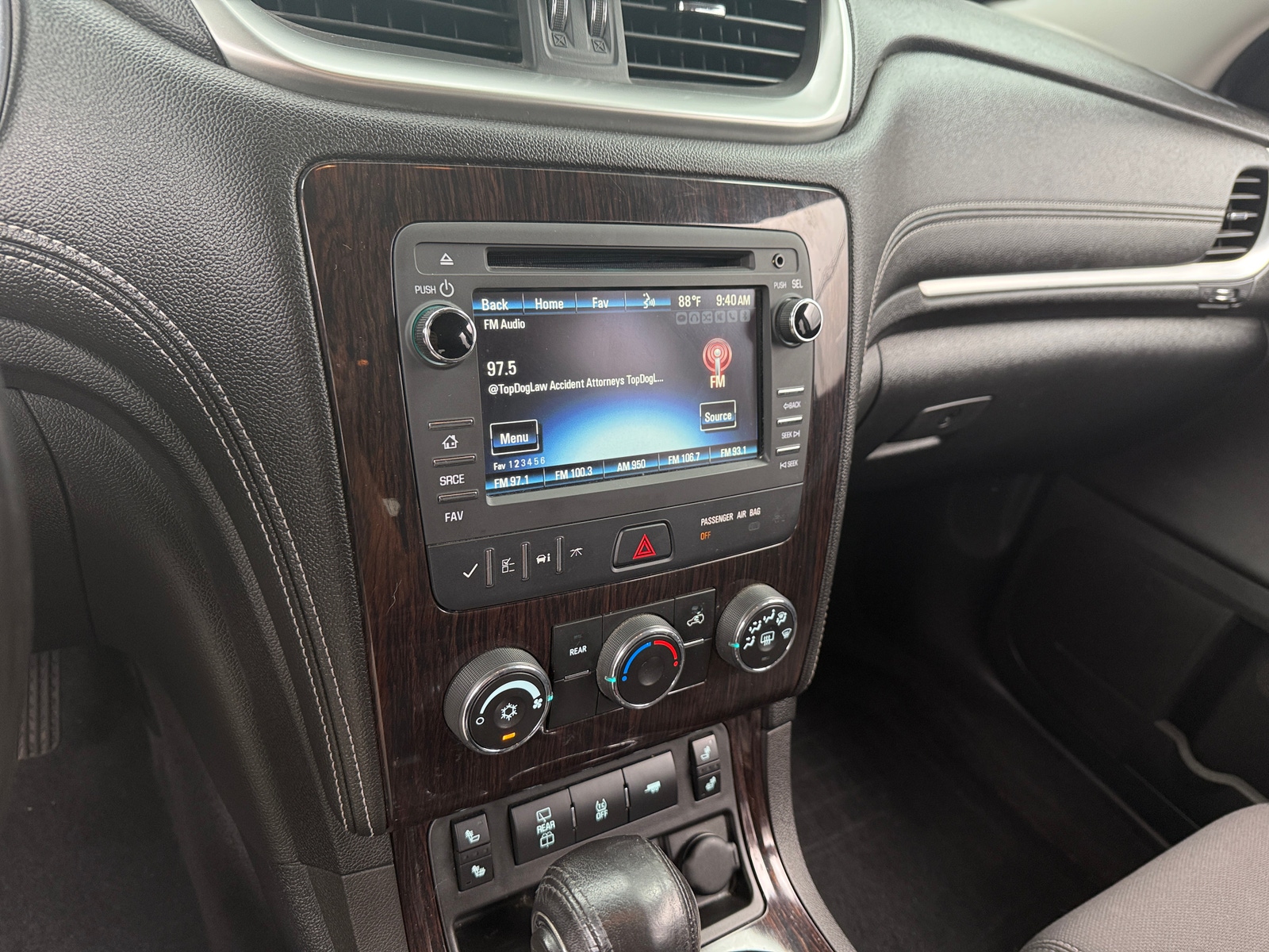 Thumbnail: 2017 Chevrolet Traverse - 4